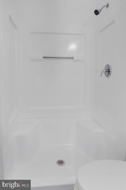 OAK CREST - Residential