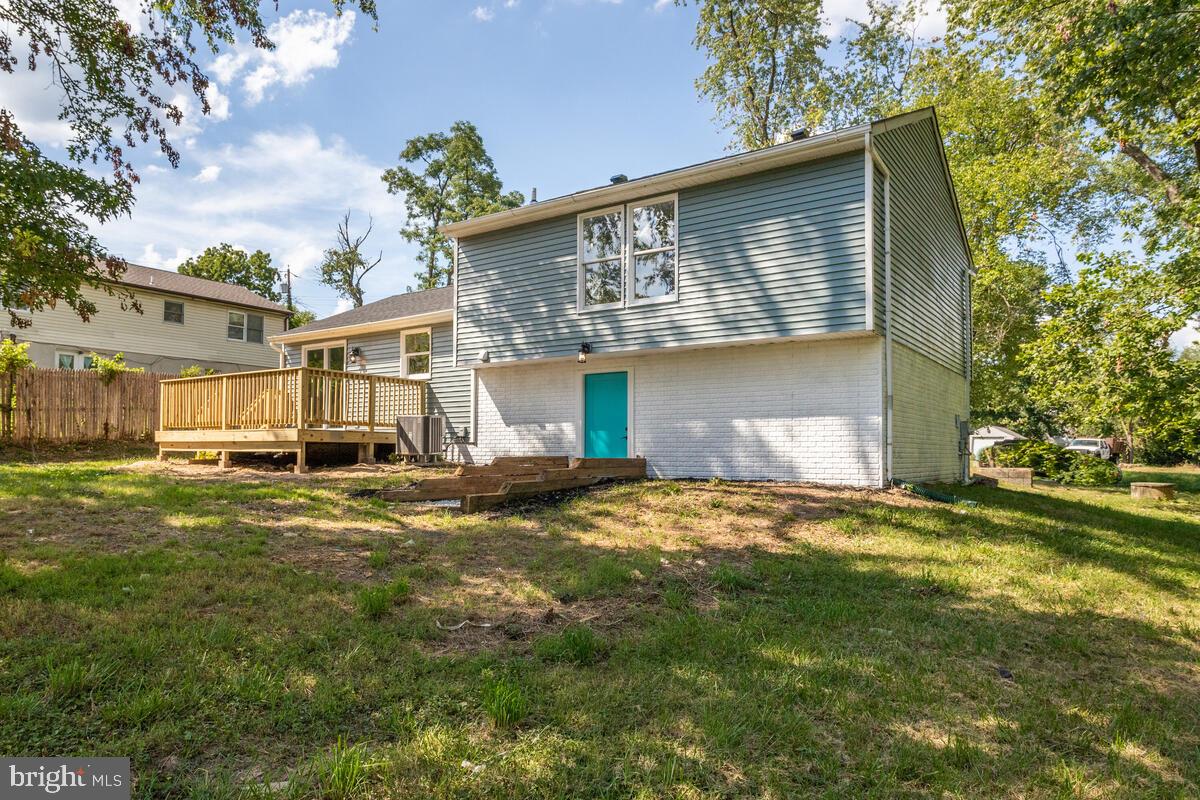 OAK CREST - Residential