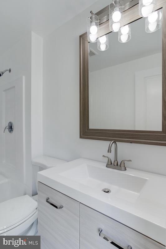 OAK CREST - Residential