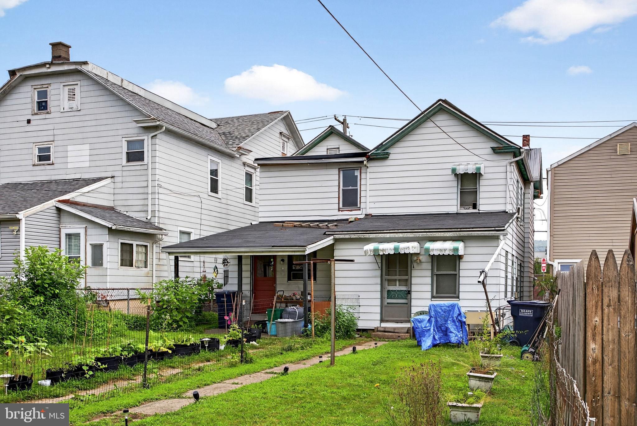 DANVILLE - Residential