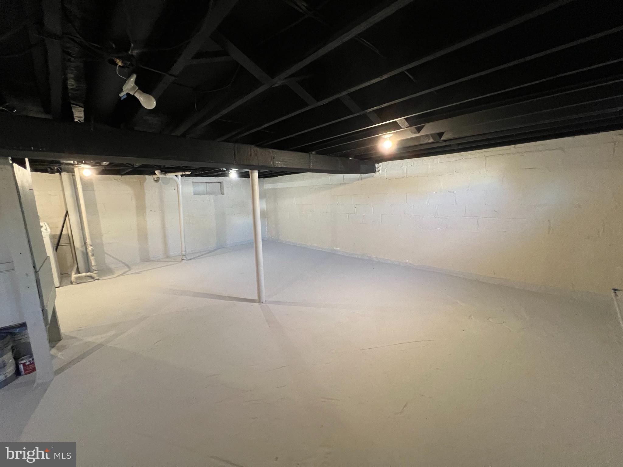 GLEN GARDENS - Residential Lease