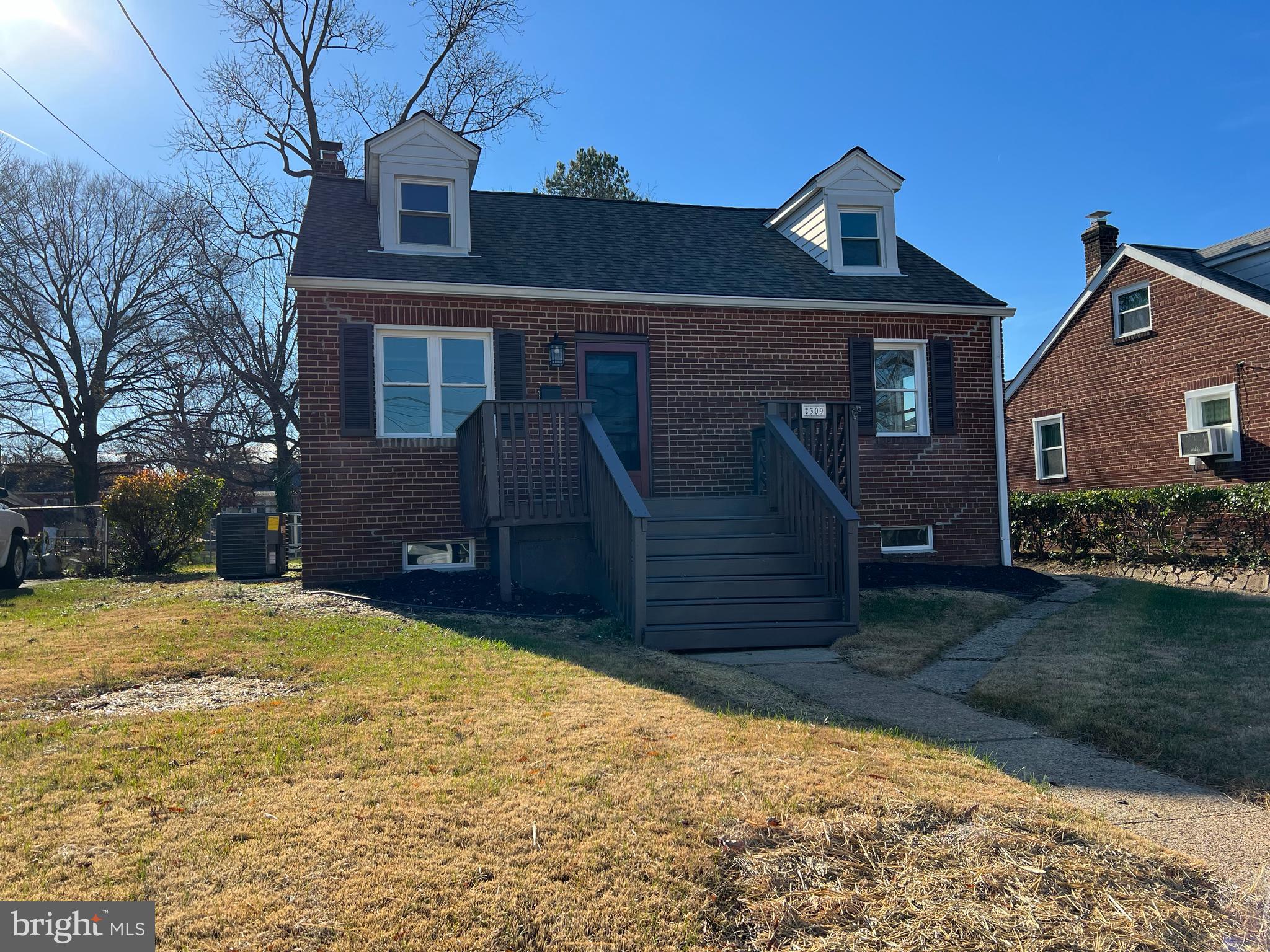 GLEN GARDENS - Residential Lease