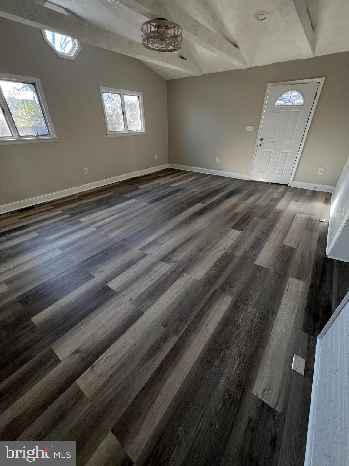 GLEN GARDENS - Residential Lease