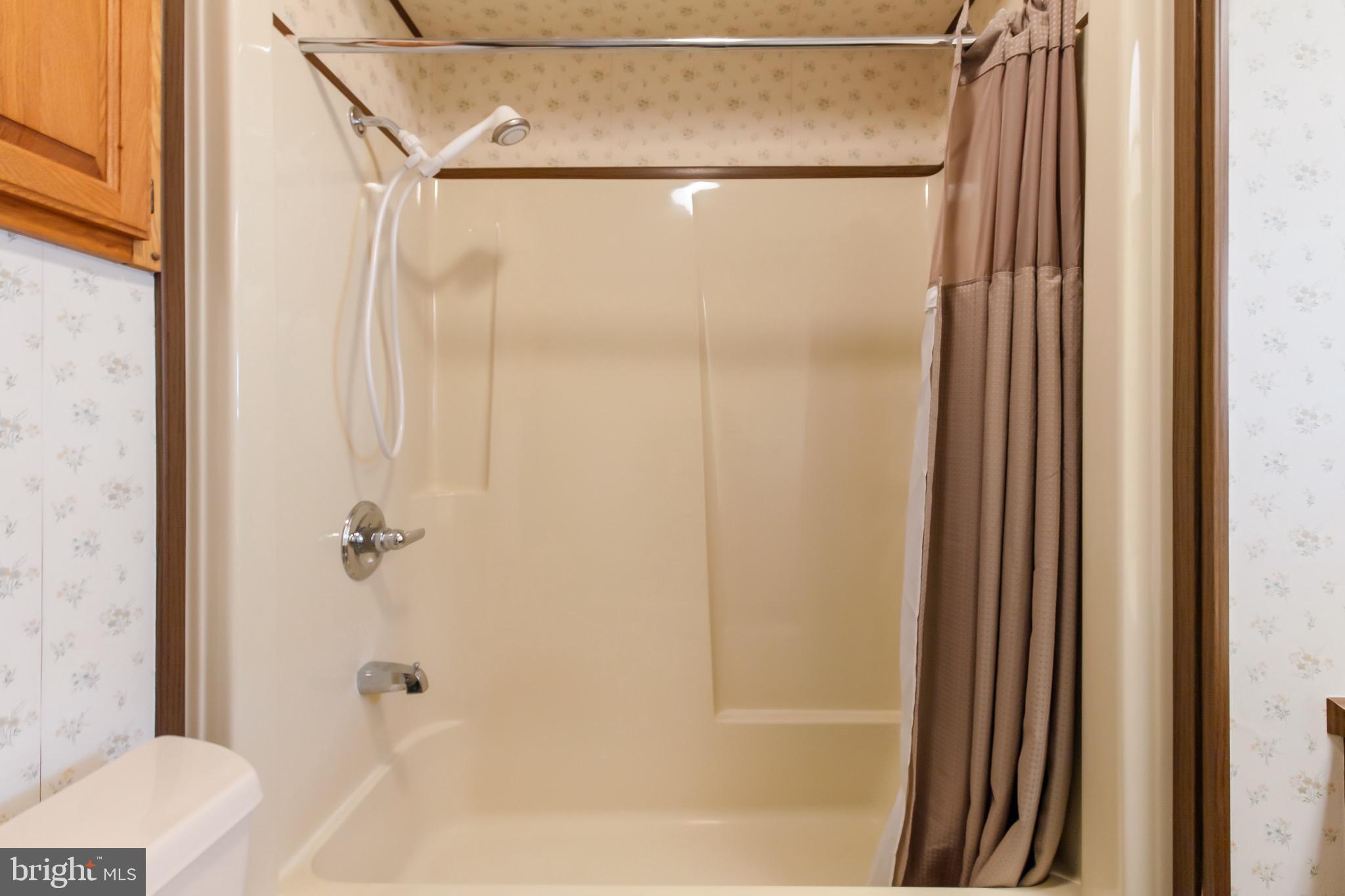 TRIPLE J MHP - Residential