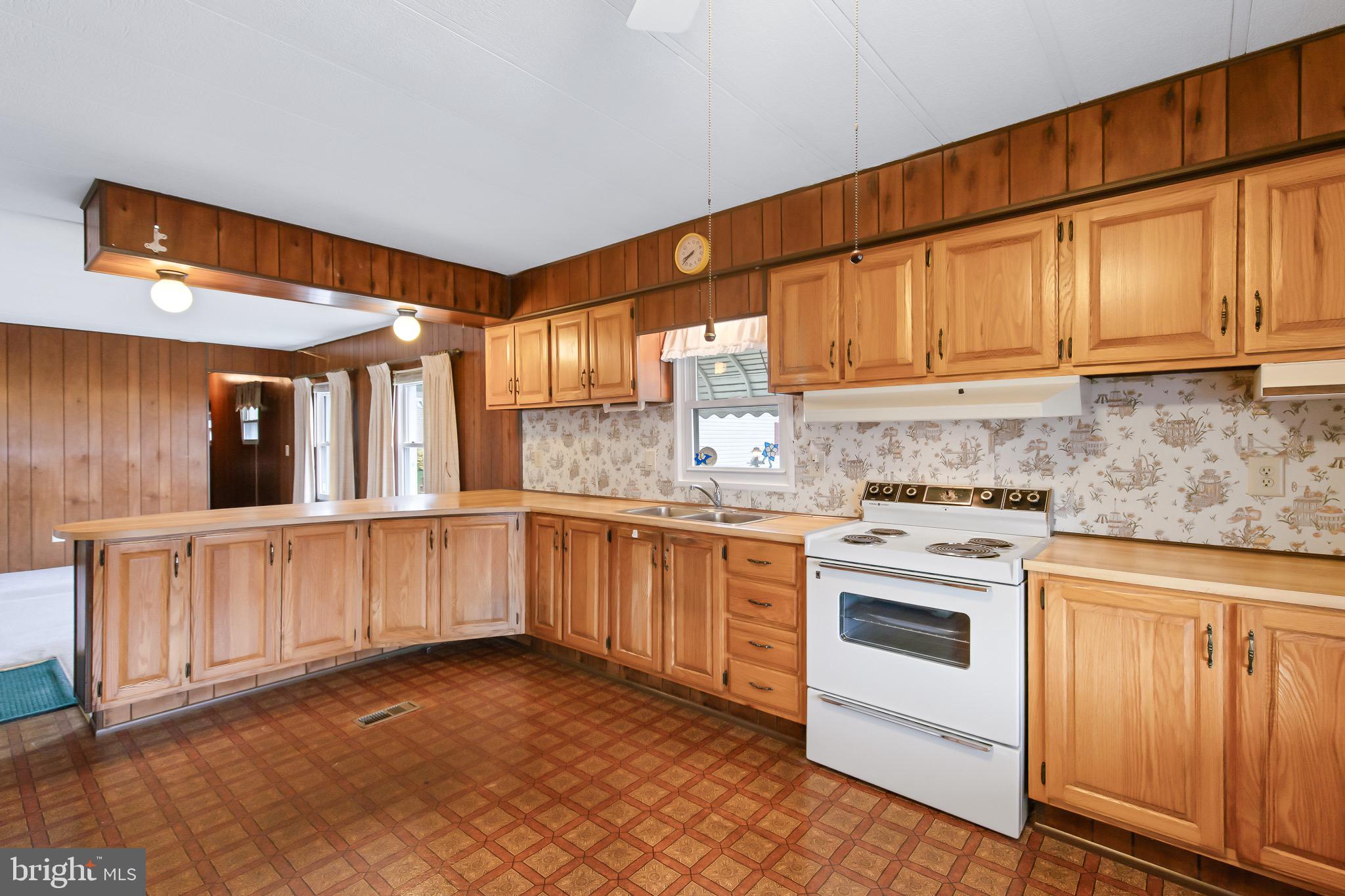 TRIPLE J MHP - Residential