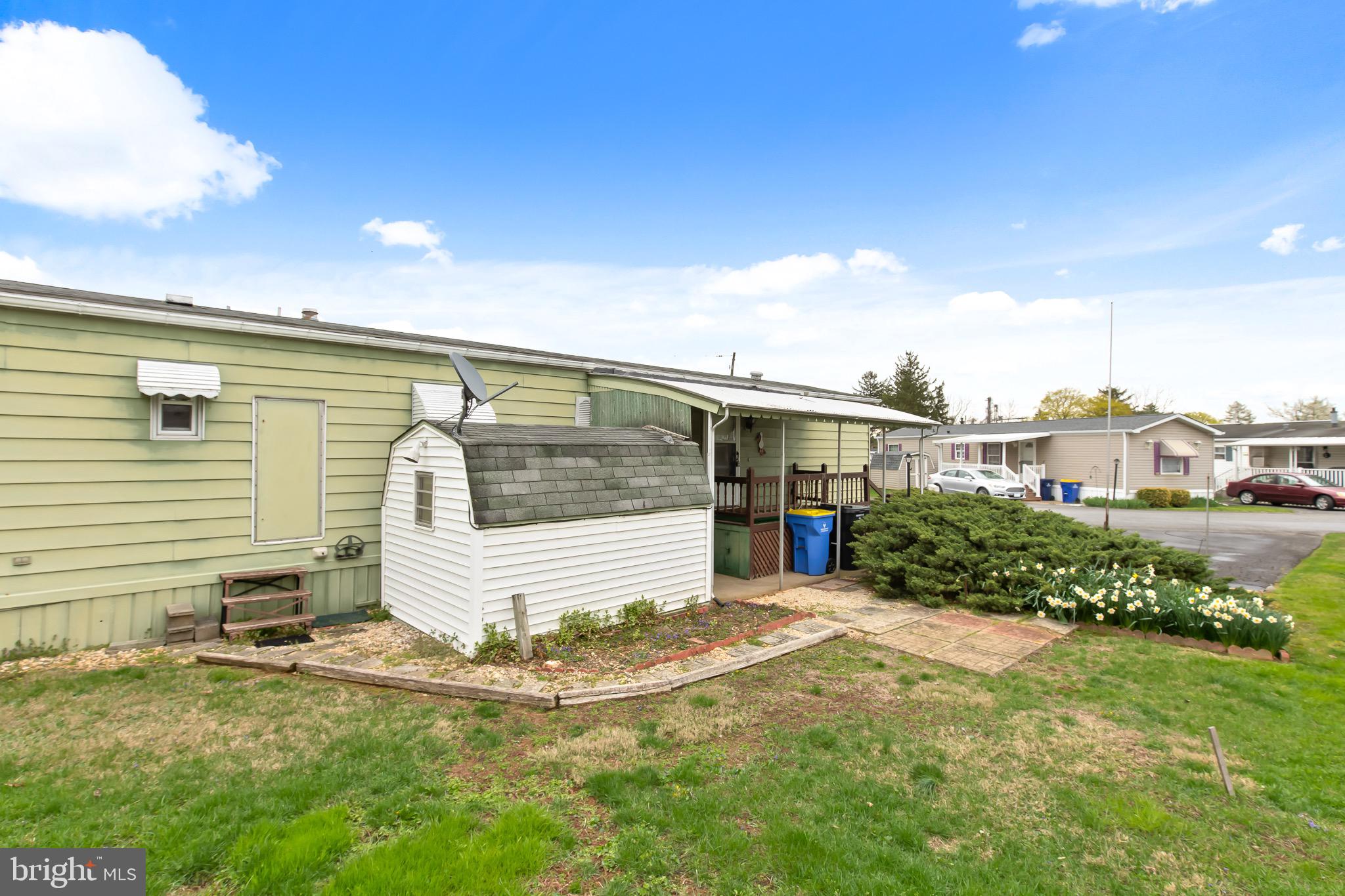 TRIPLE J MHP - Residential