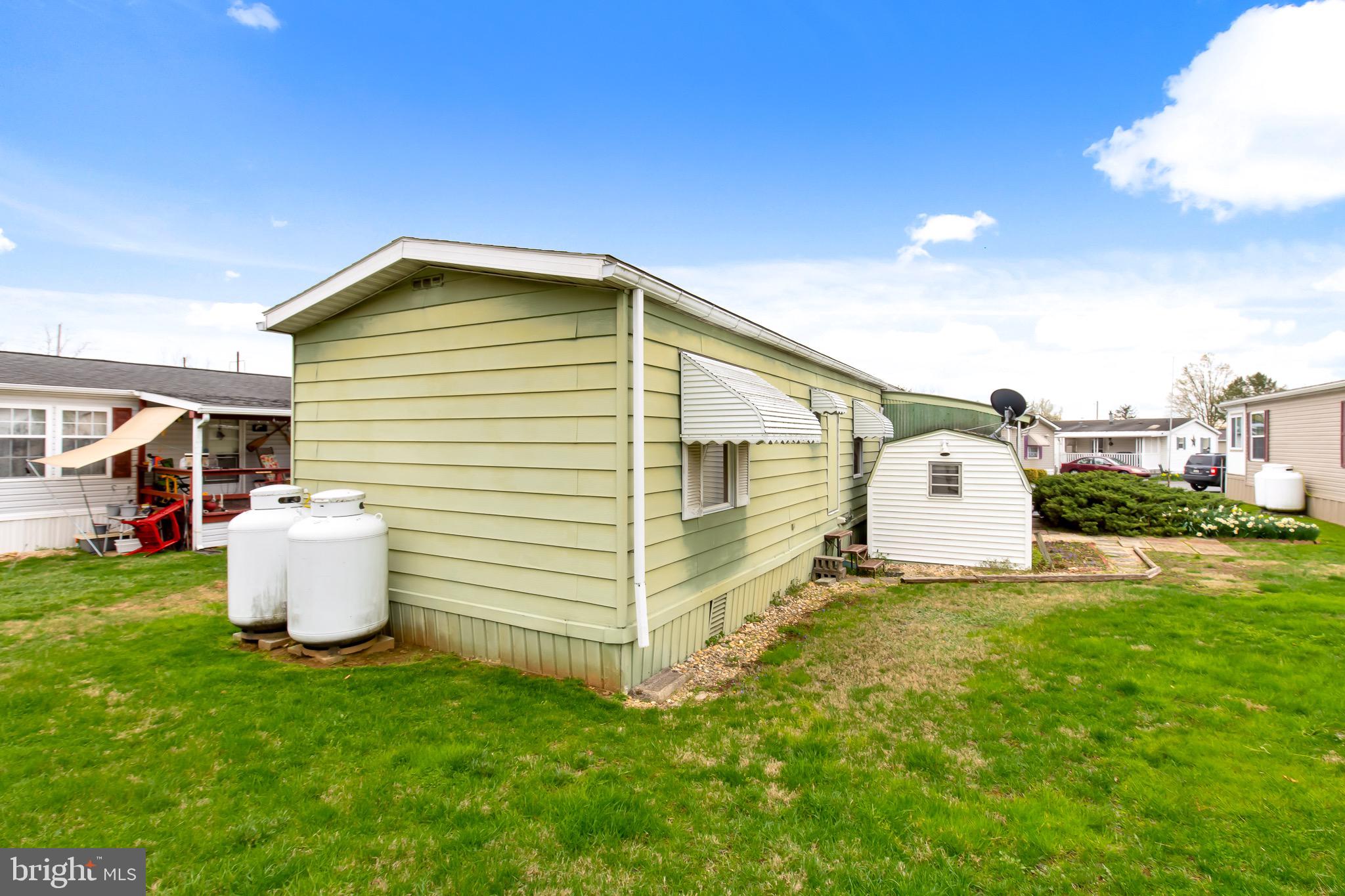 TRIPLE J MHP - Residential