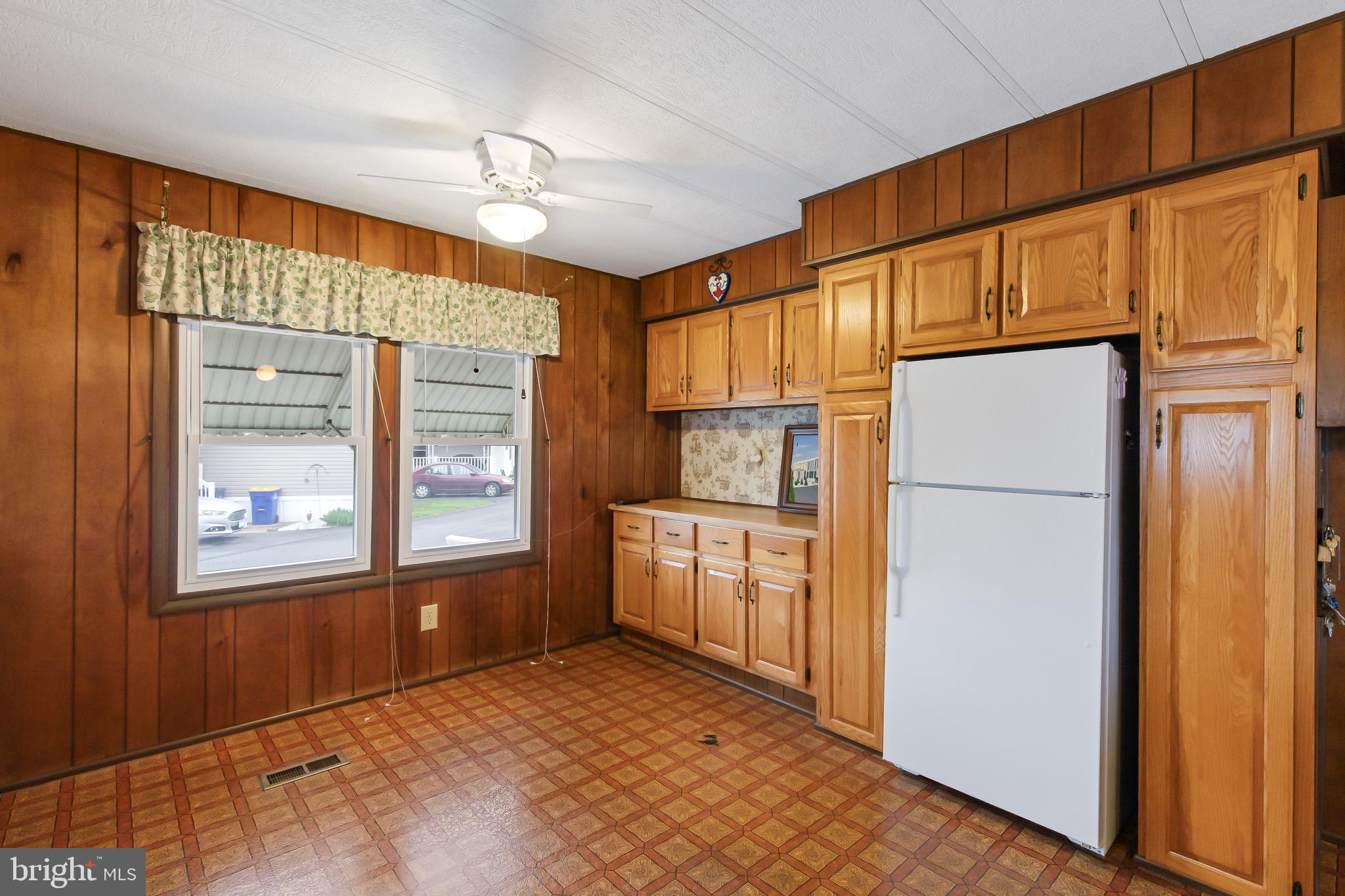 TRIPLE J MHP - Residential