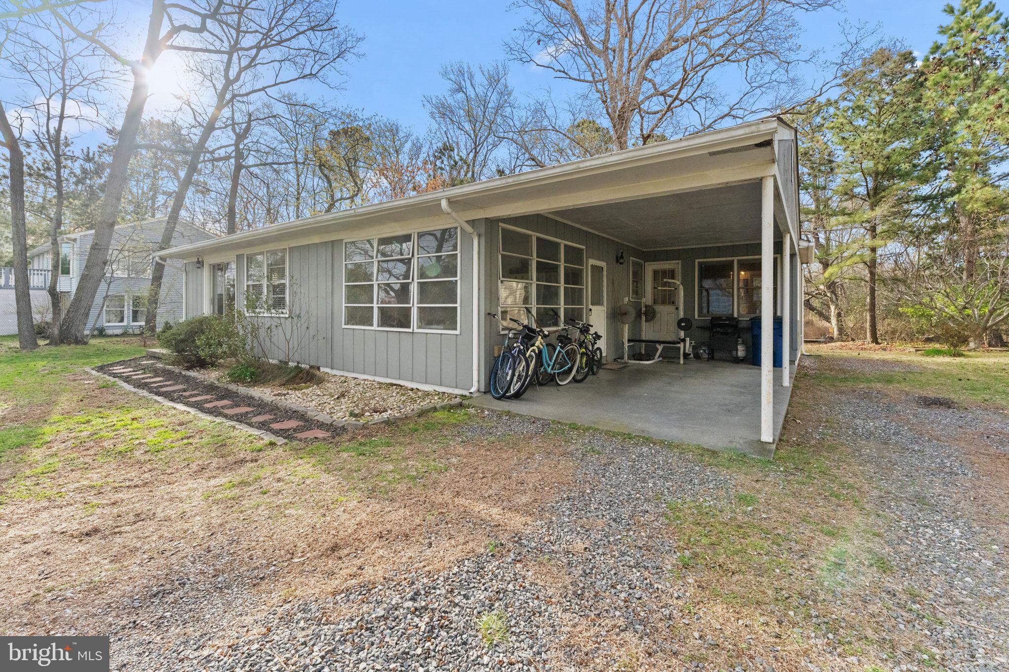 BAY QUARTER SHORES - Residential