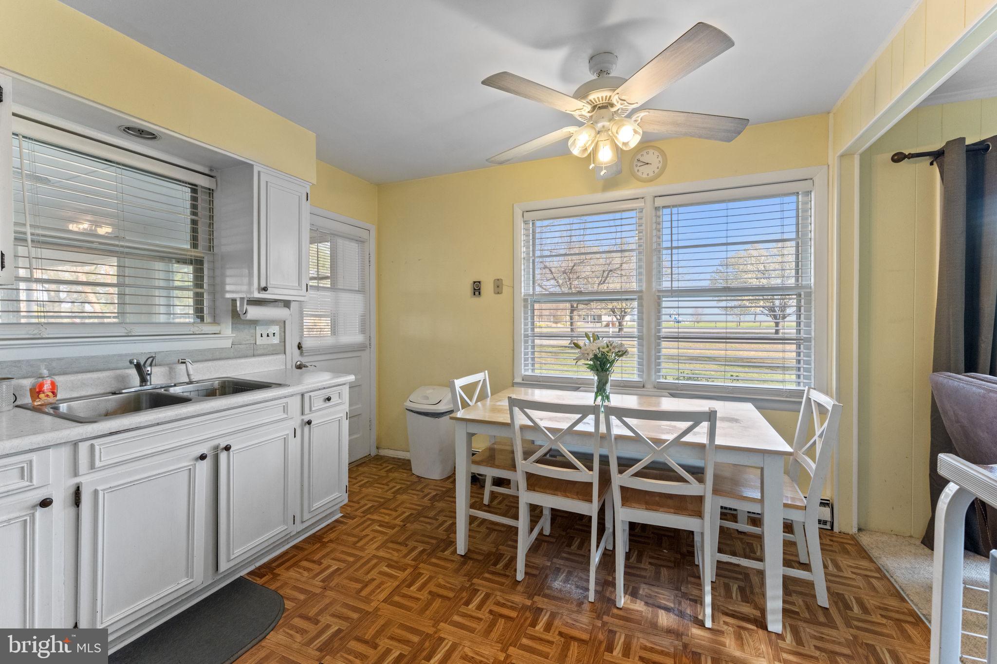 BAY QUARTER SHORES - Residential