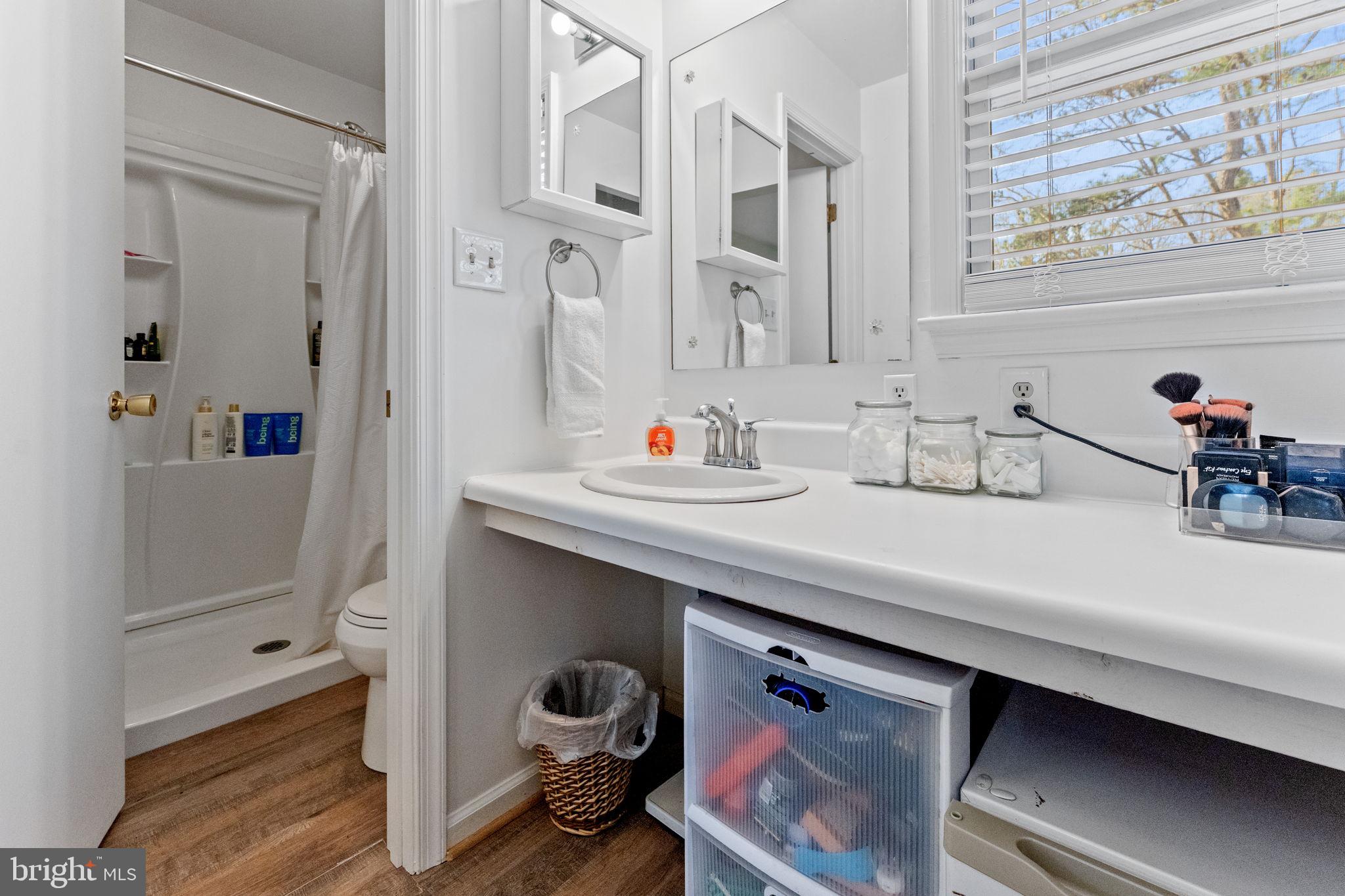 BAY QUARTER SHORES - Residential