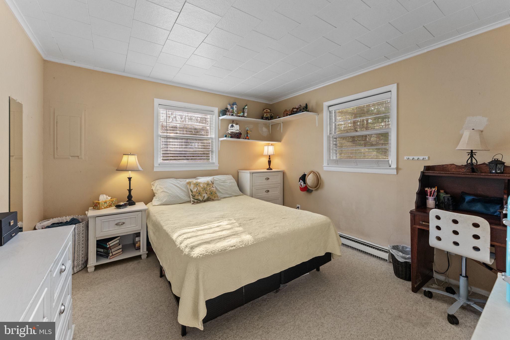 BAY QUARTER SHORES - Residential