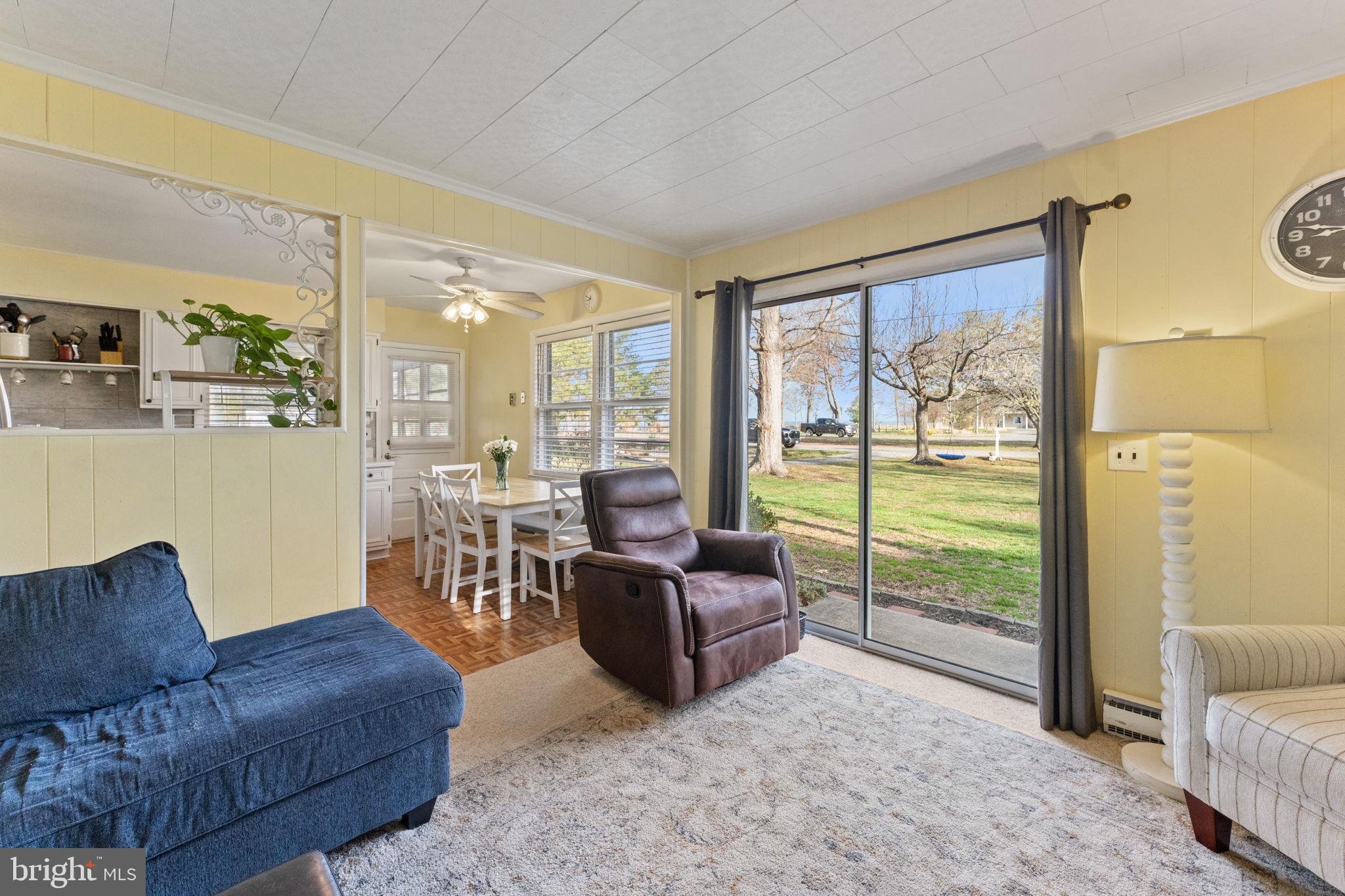 BAY QUARTER SHORES - Residential