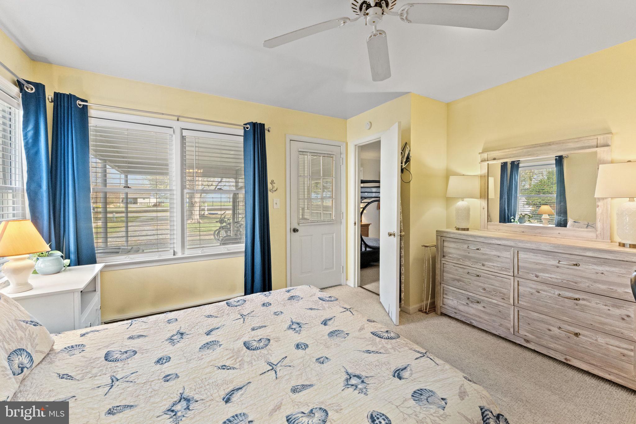 BAY QUARTER SHORES - Residential