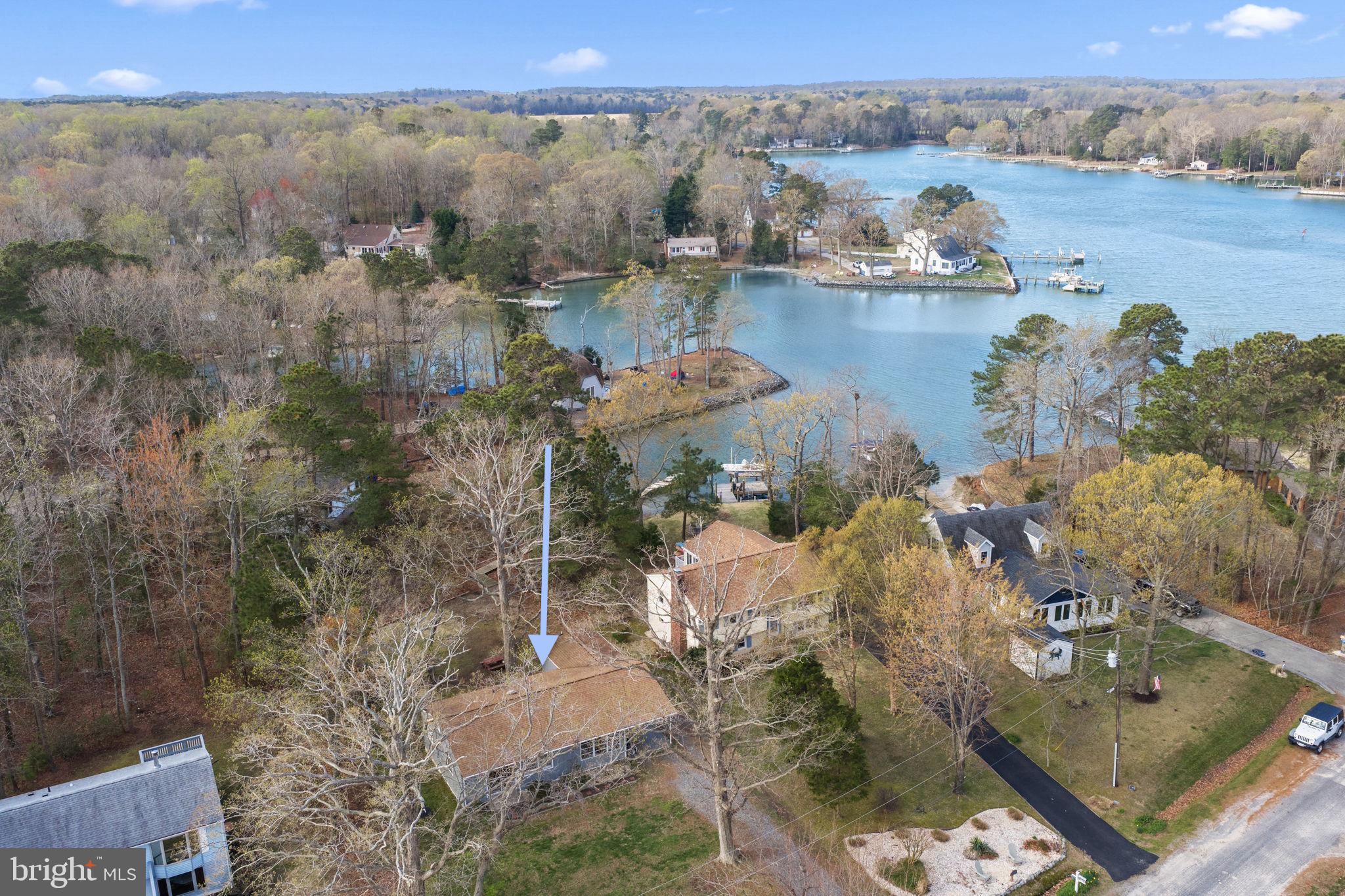 BAY QUARTER SHORES - Residential