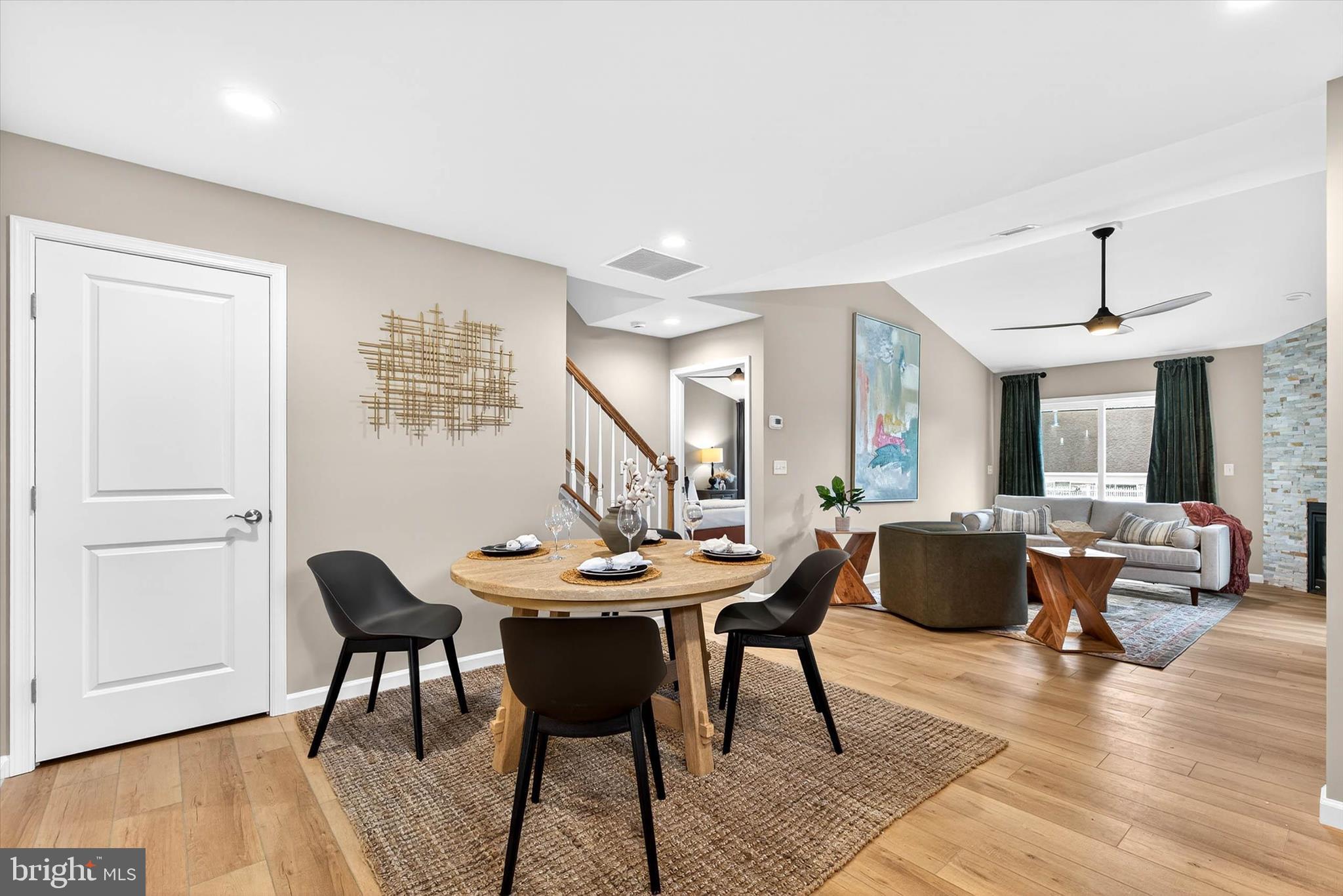 SOUTHERN VILLAGE - Residential