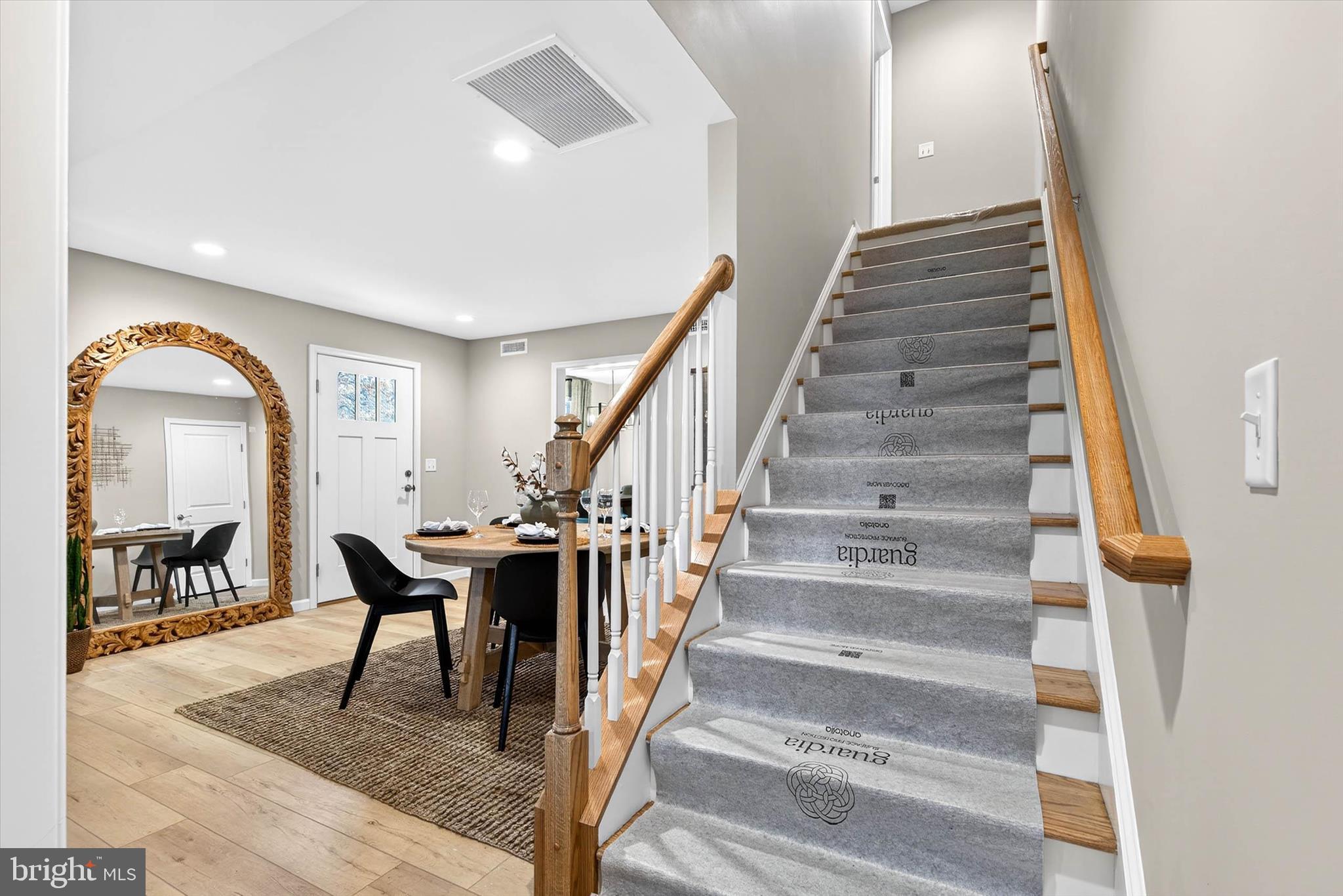 SOUTHERN VILLAGE - Residential