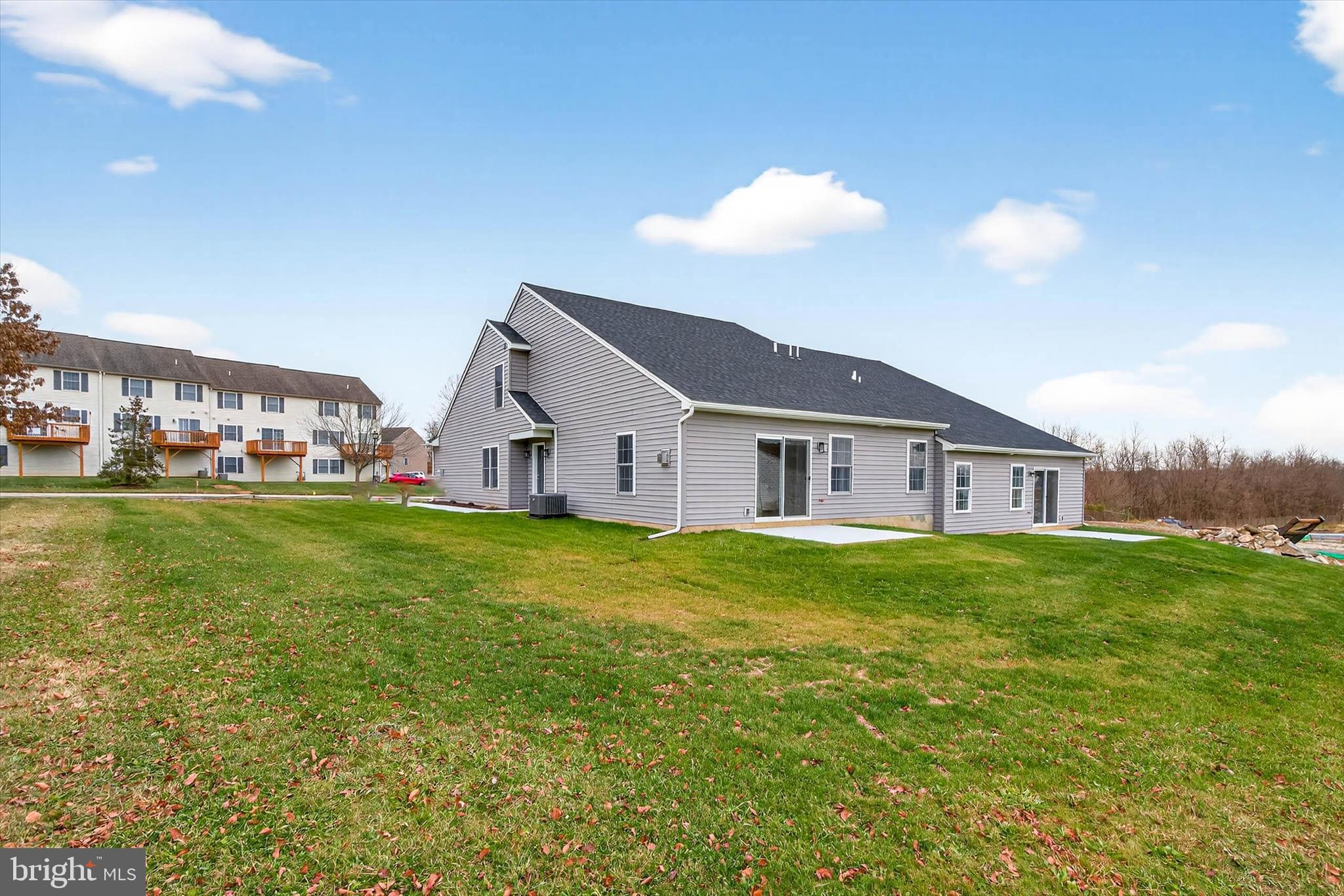 SOUTHERN VILLAGE - Residential