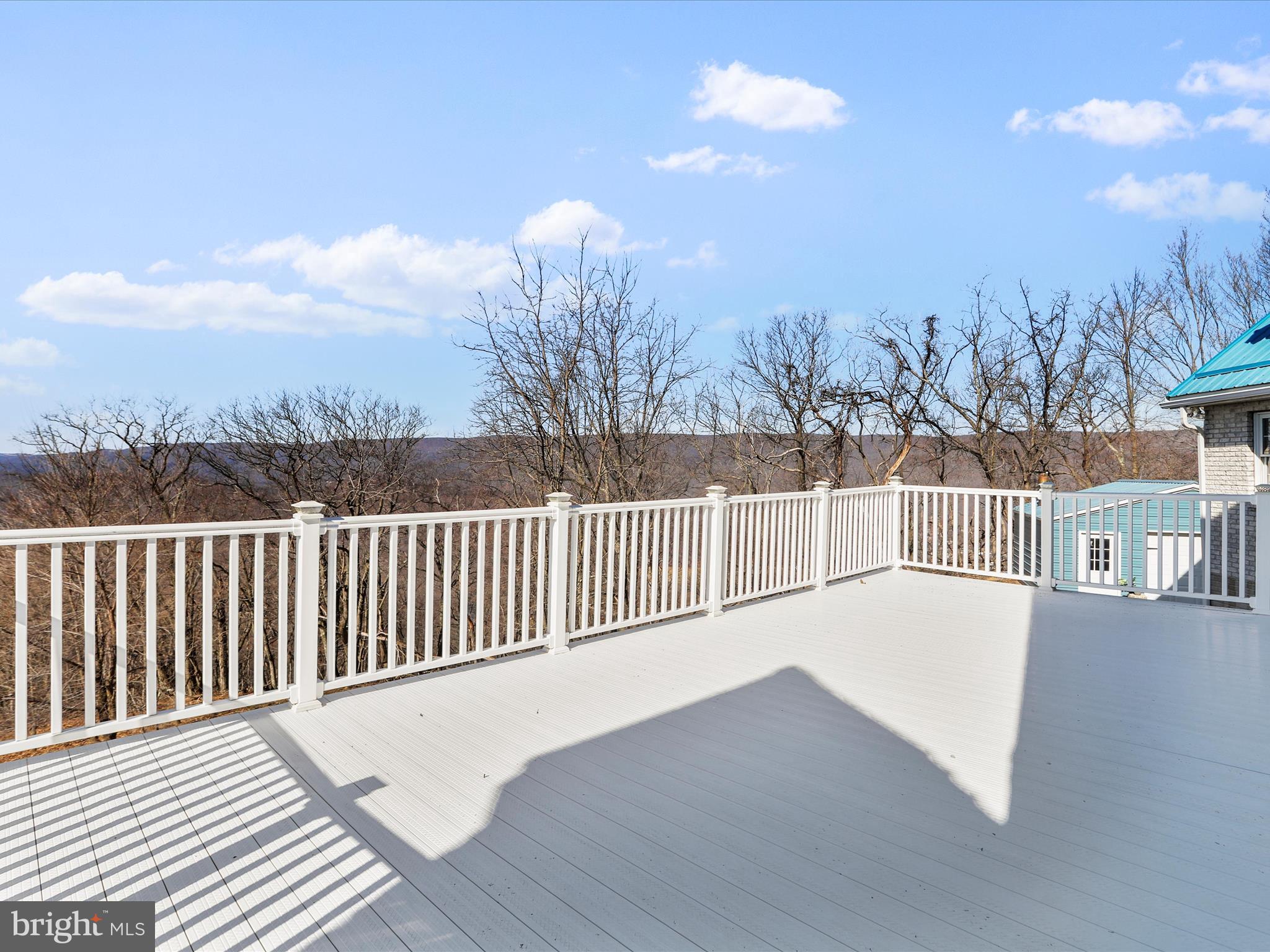 THE PINNACLE - Residential