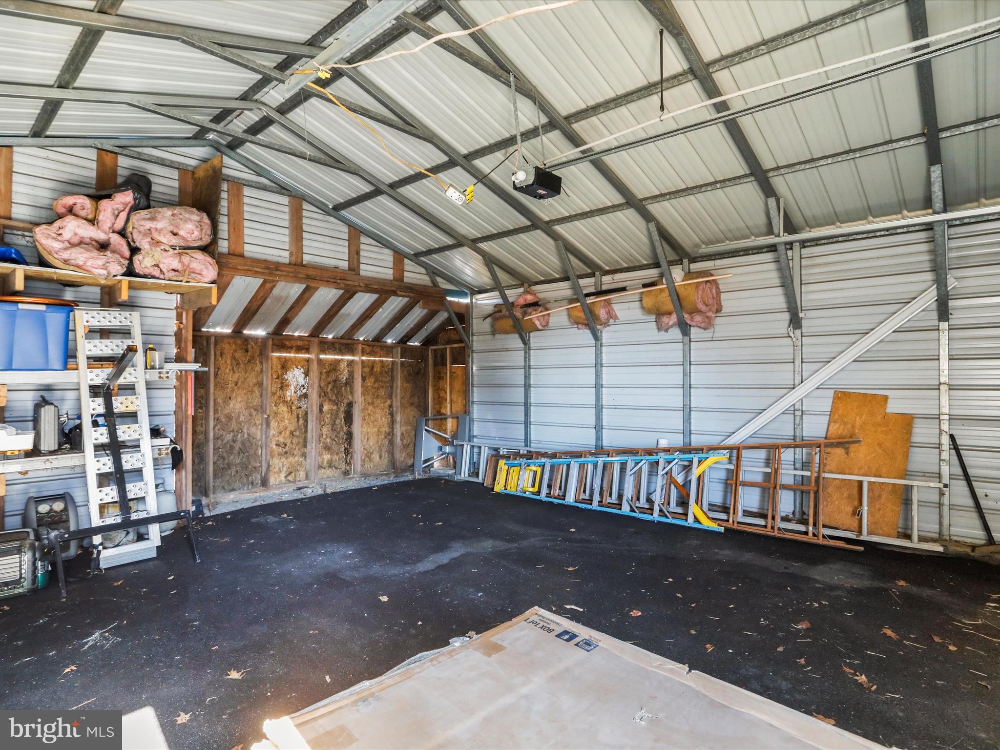 THE PINNACLE - Residential