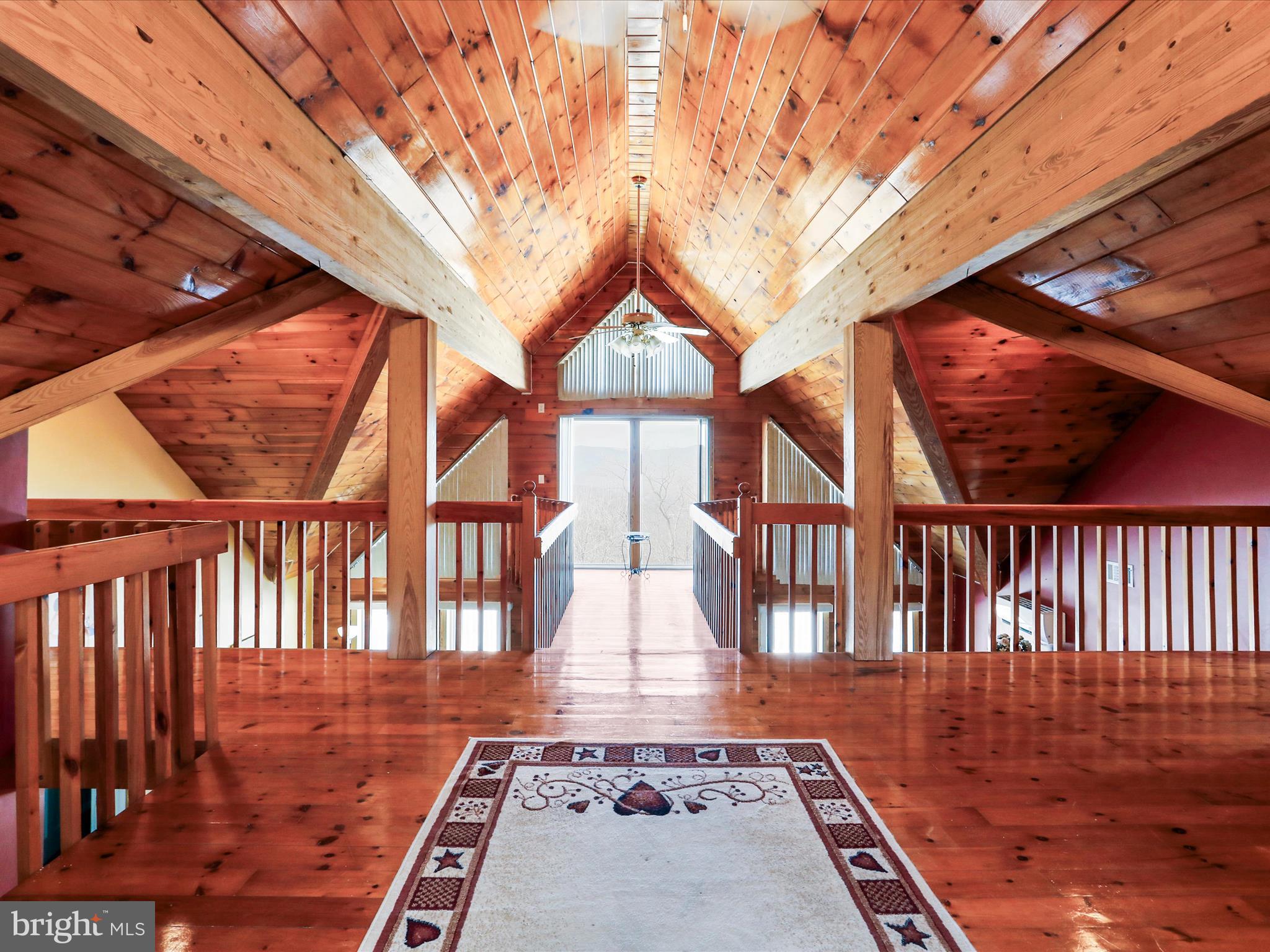 THE PINNACLE - Residential