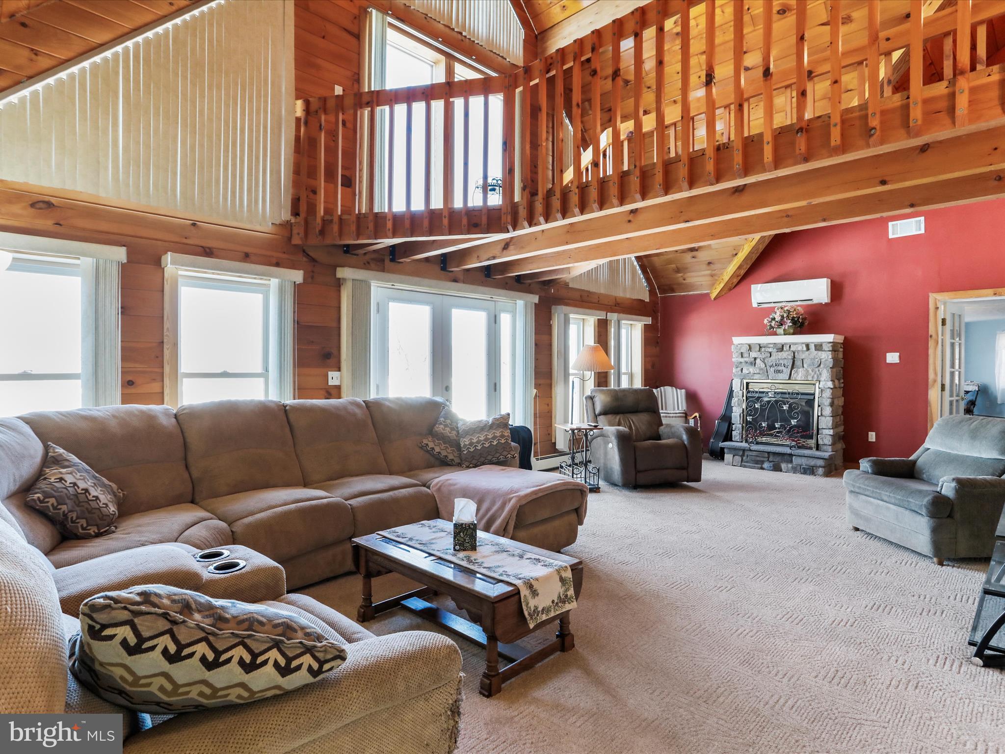 THE PINNACLE - Residential