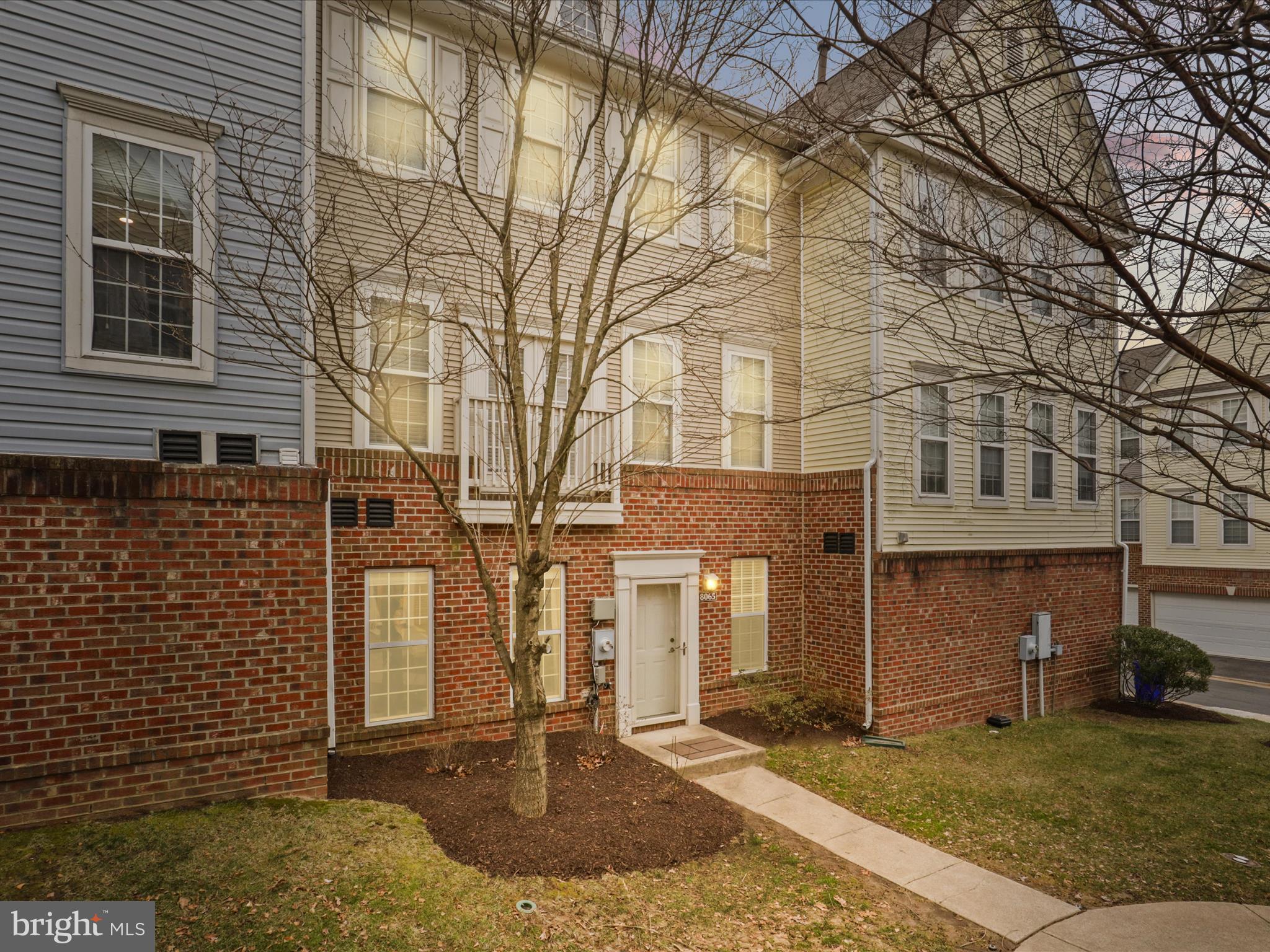 8065 NICOSH CIRCLE LANE 55