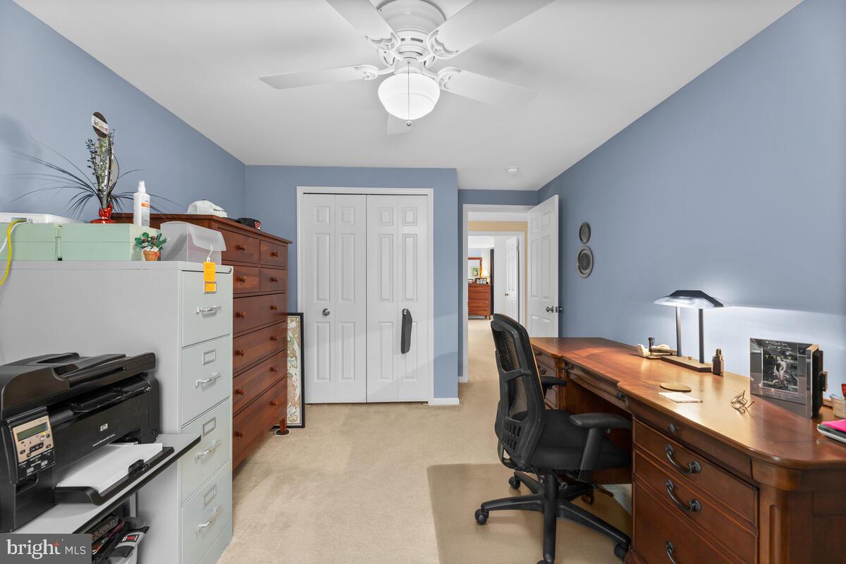 DUMONT OAKS - Residential