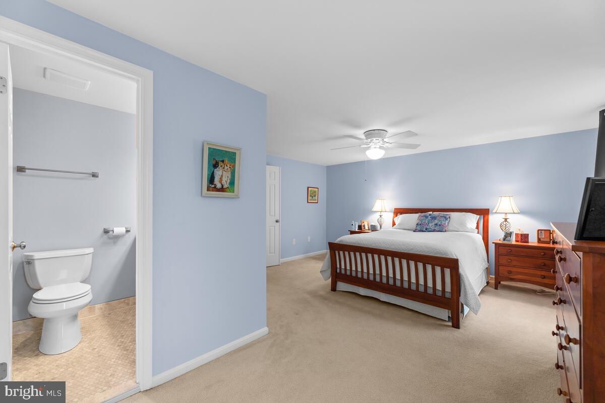 DUMONT OAKS - Residential