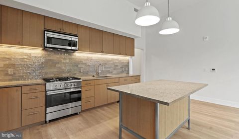 Photo of 10511 Strathmore Hall Street #3B-3A-808, NORTH BETHESDA, MD 20852 (MLS # MDMC2185978)