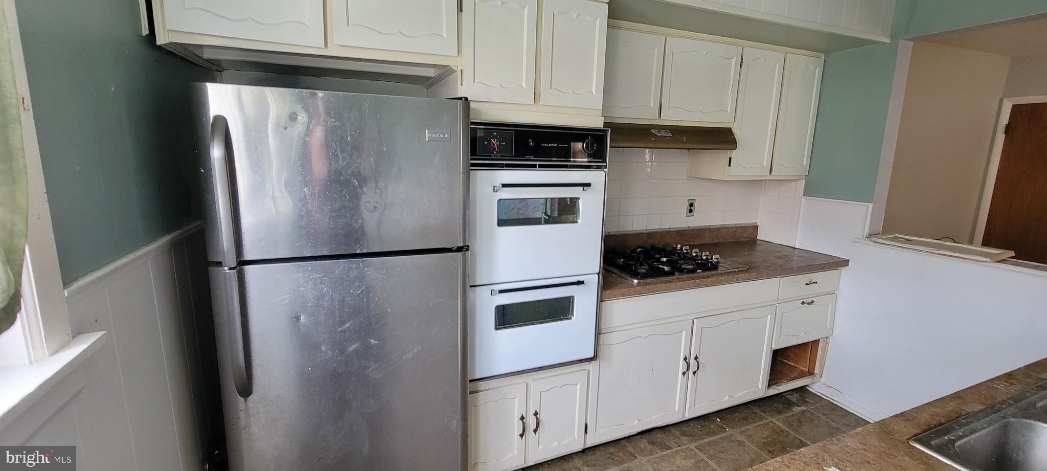 ROXBOROUGH - Residential