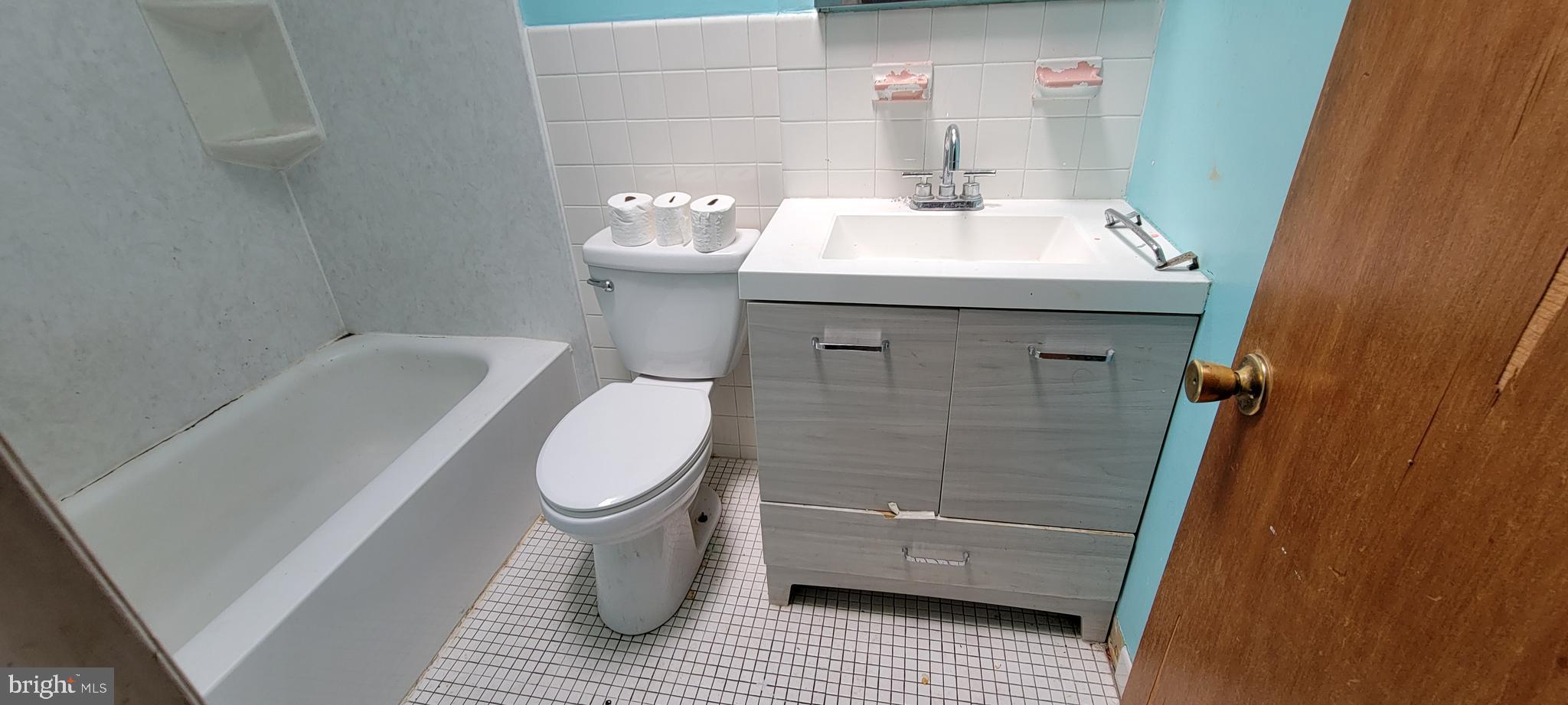 ROXBOROUGH - Residential