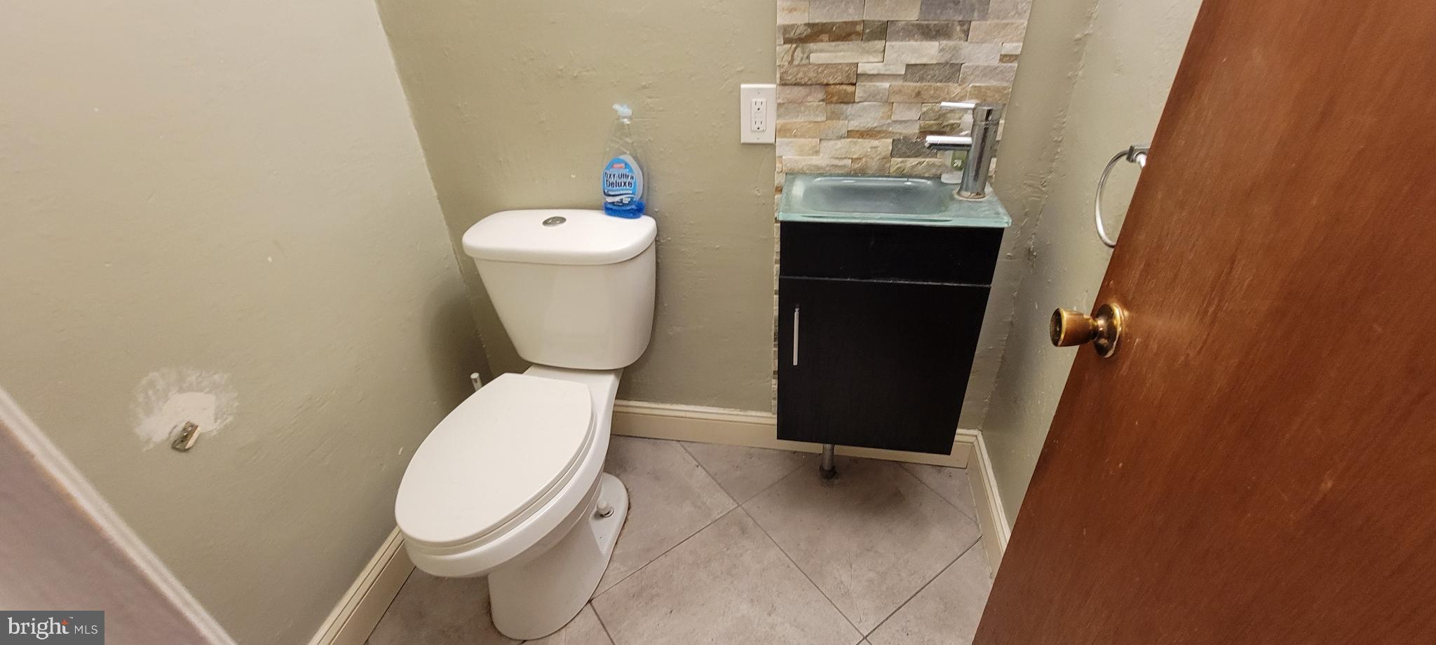 ROXBOROUGH - Residential