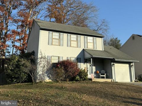 Homes For Sale - 4 Belmont Court<br/> SICKLERVILLE, NJ 08081