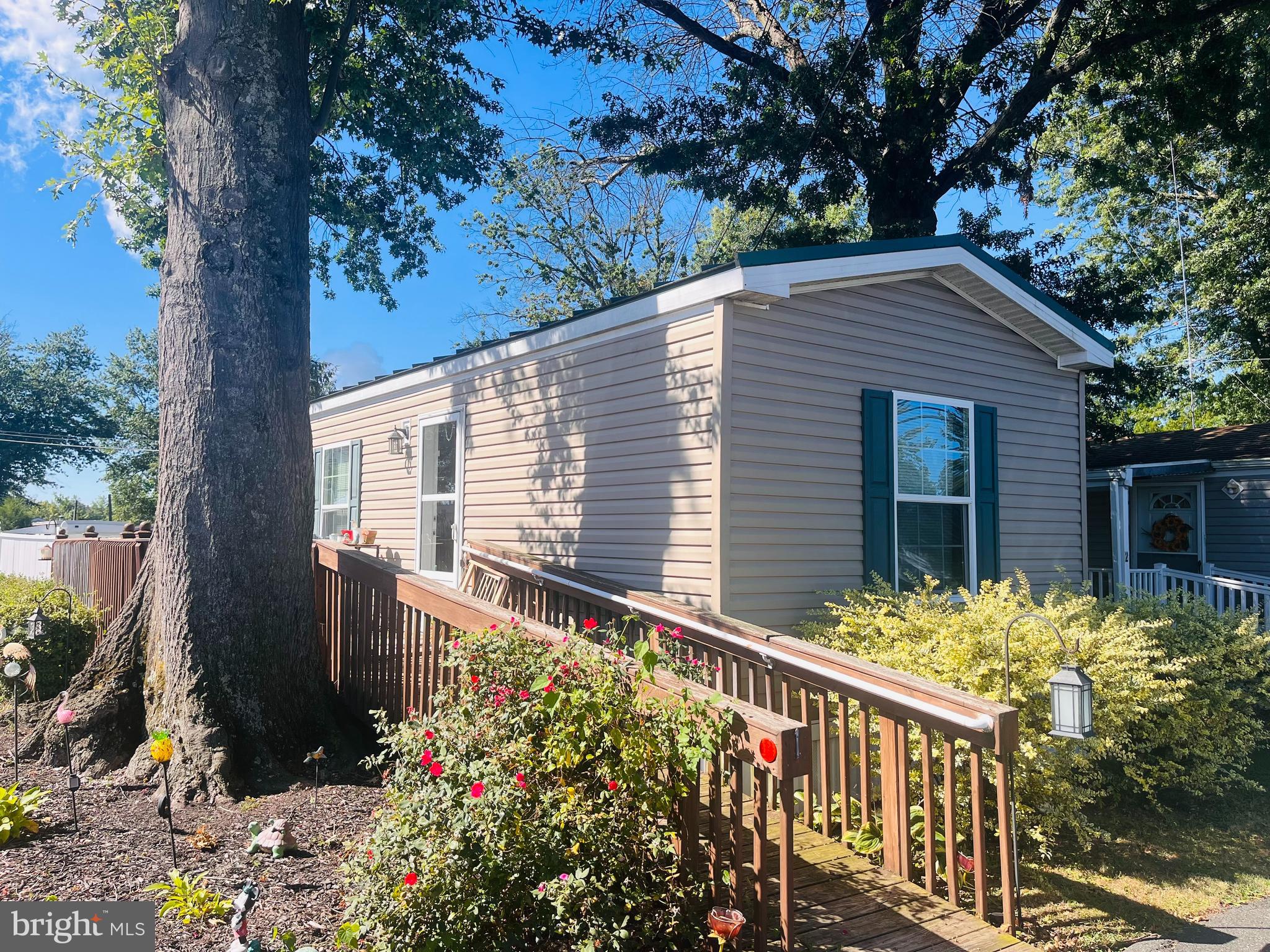 HILLTOP ESTATES - Residential