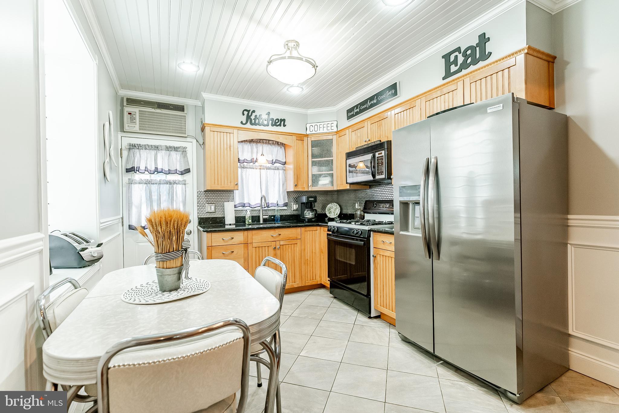 WHITMAN - Residential