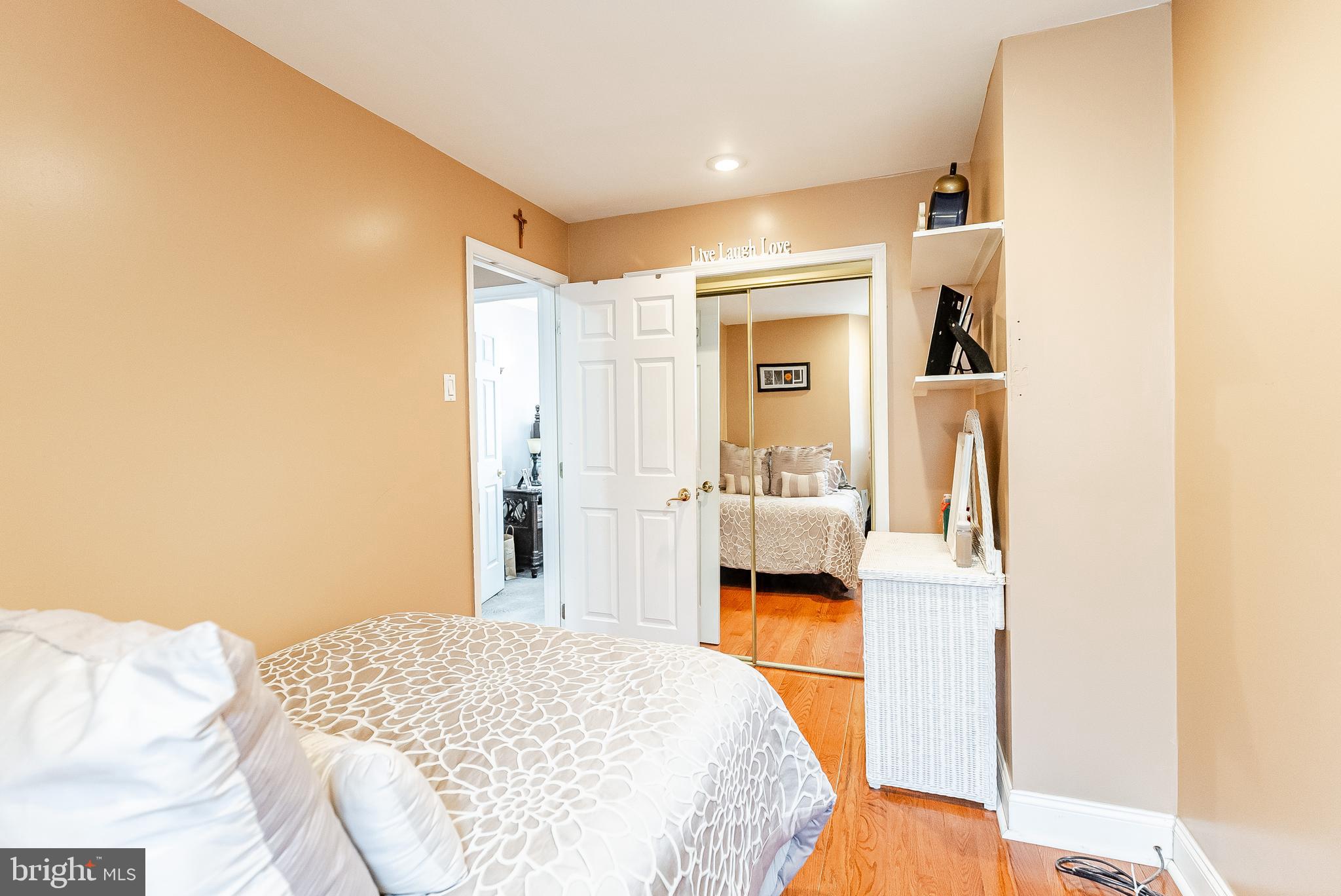 WHITMAN - Residential