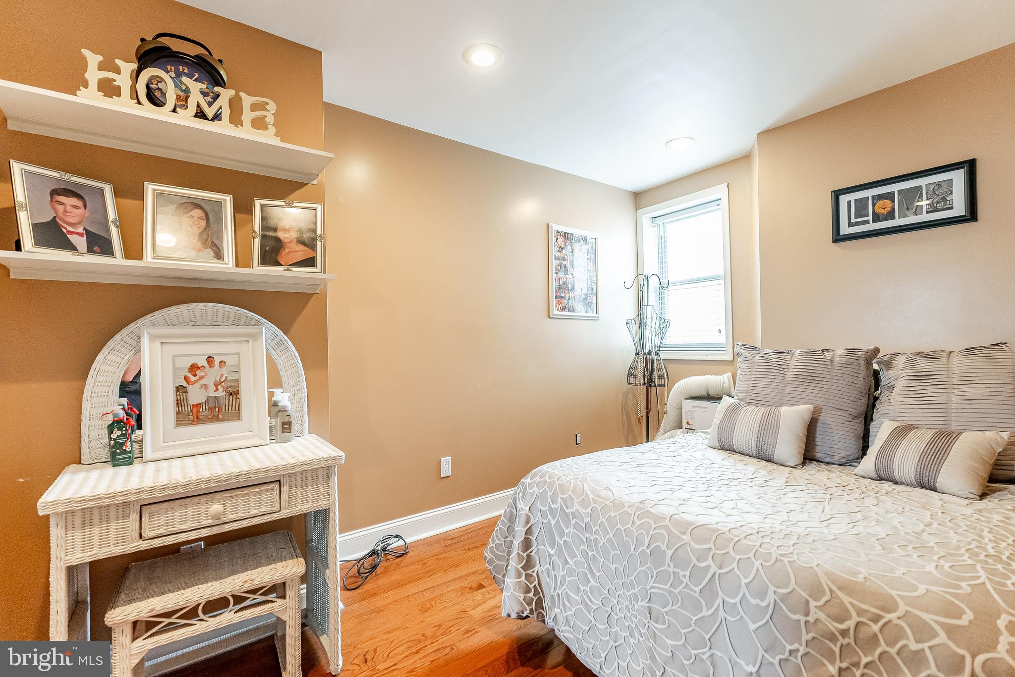 WHITMAN - Residential