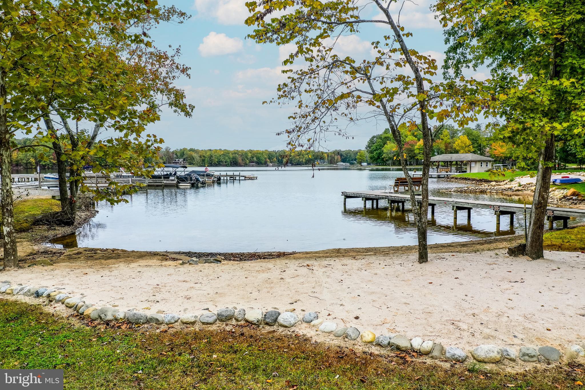 JERDONE ISLAND - Residential