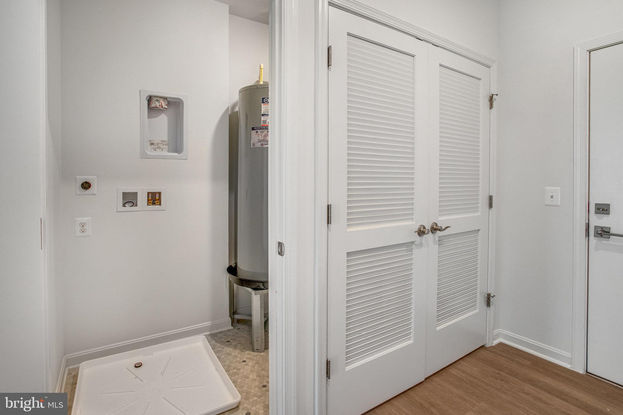 K. HOVNANIAN'S FOUR SEASONS AT VIRGINIA CROSSING - Residential