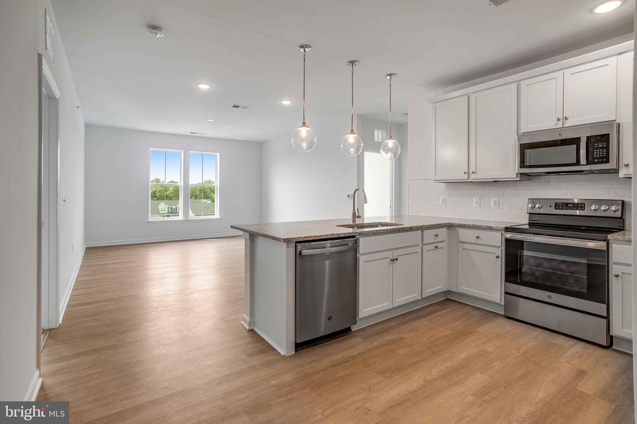 K. HOVNANIAN'S FOUR SEASONS AT VIRGINIA CROSSING - Residential