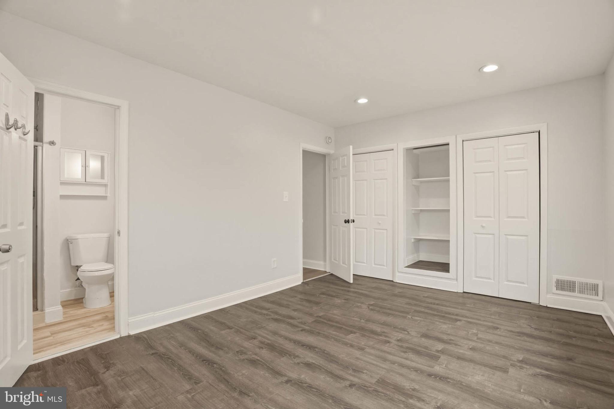 FORT WASHINGTON - Residential