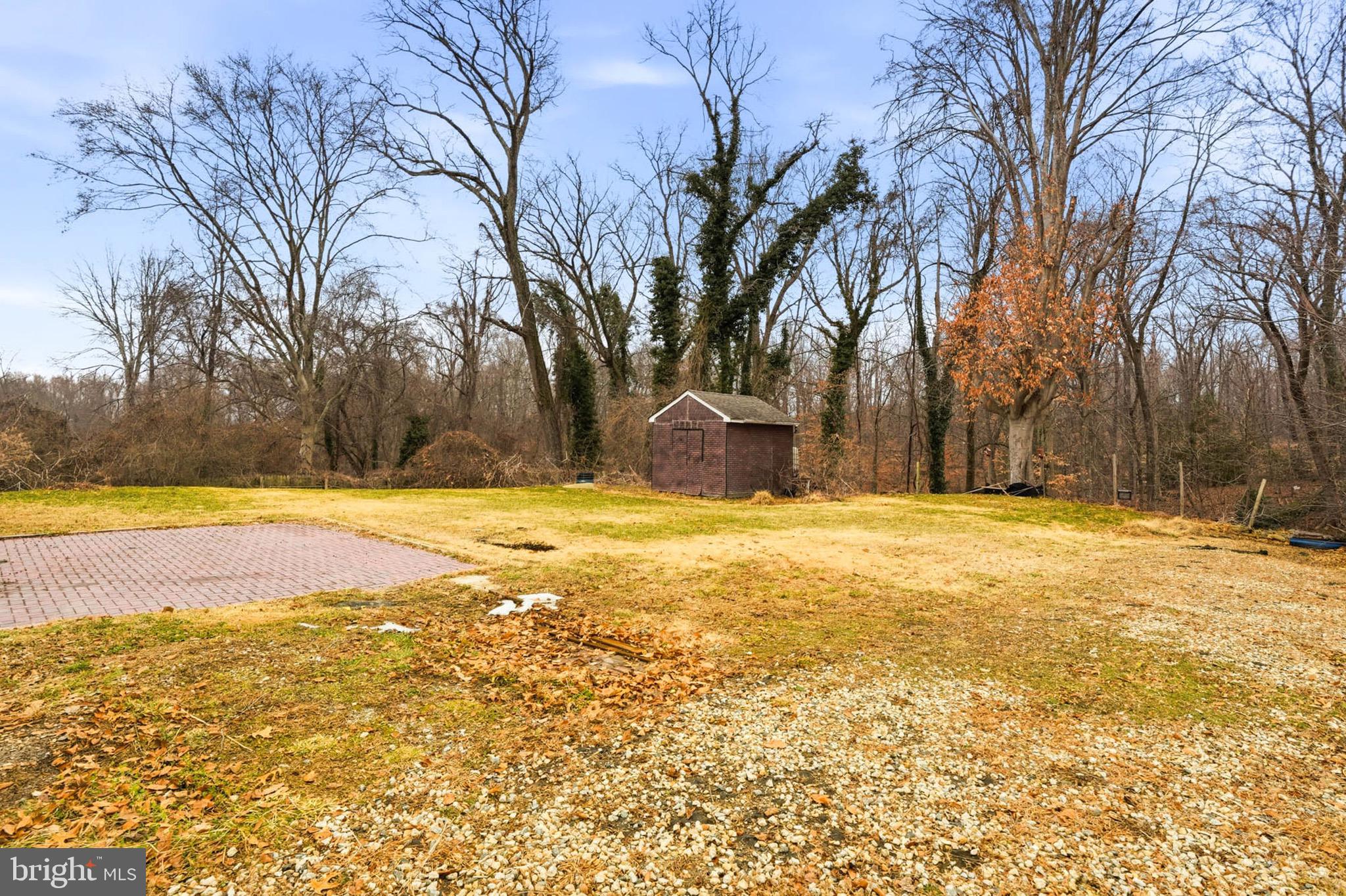 FORT WASHINGTON - Residential
