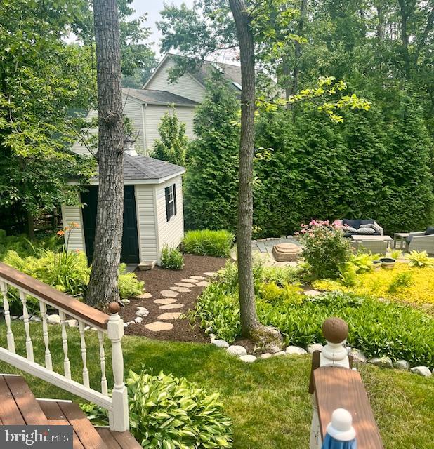 CROSSPOINTE - Residential