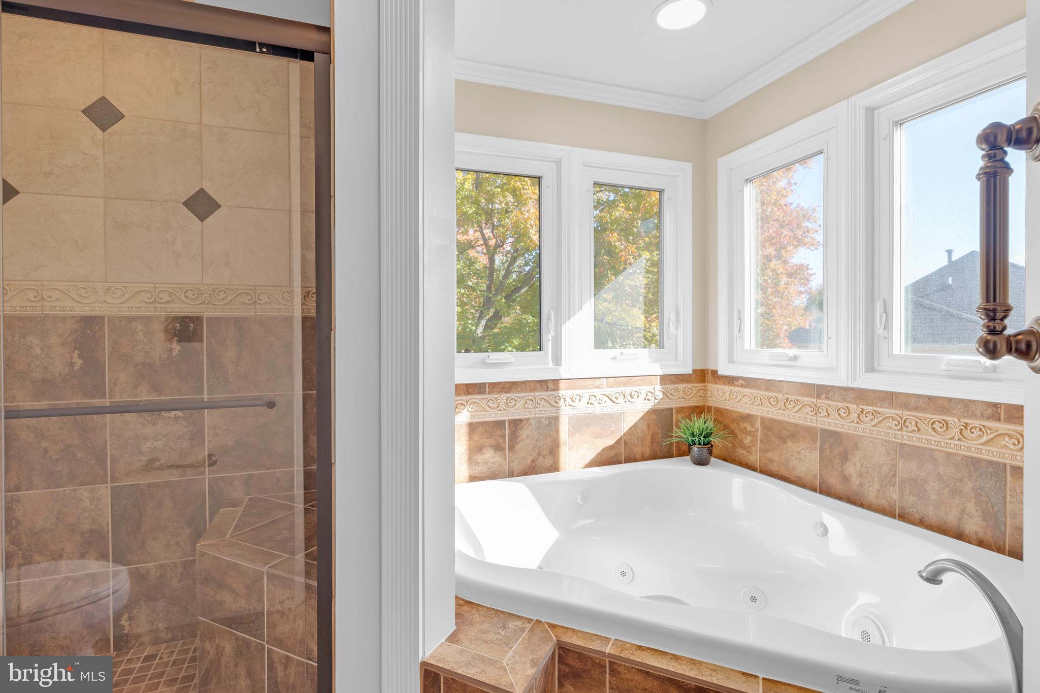 CROSSPOINTE - Residential