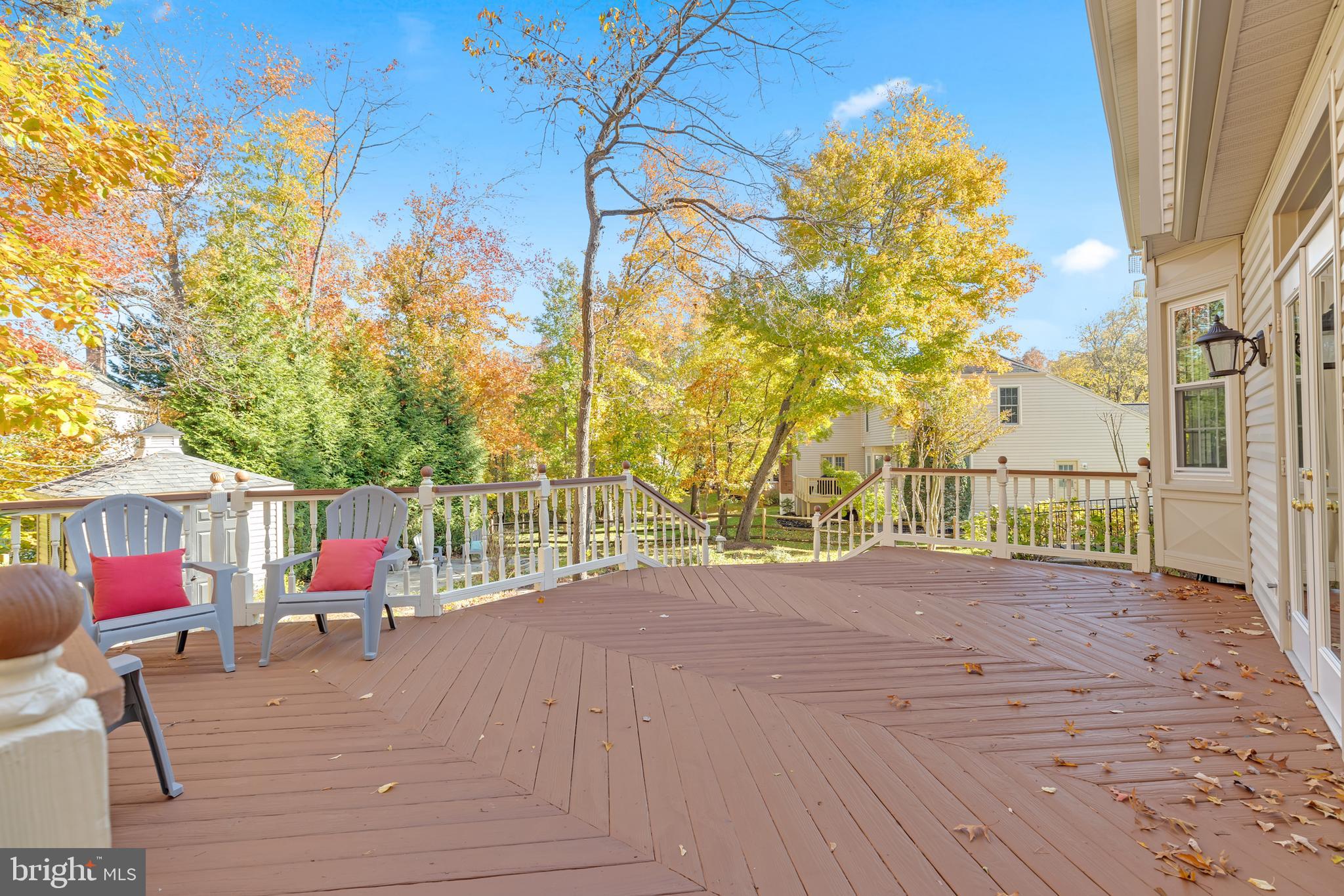 CROSSPOINTE - Residential