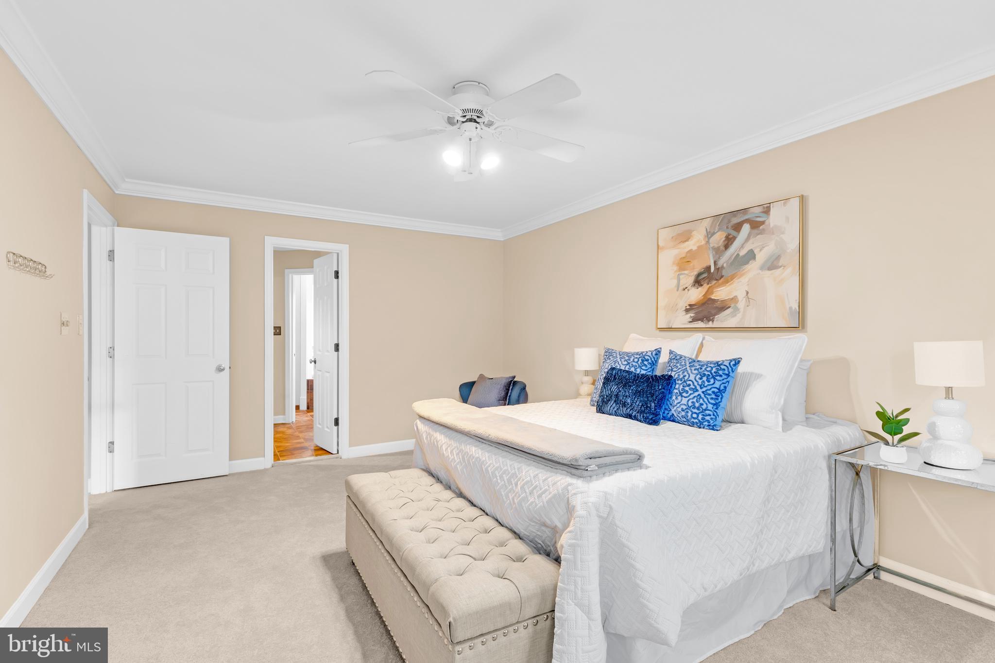 CROSSPOINTE - Residential