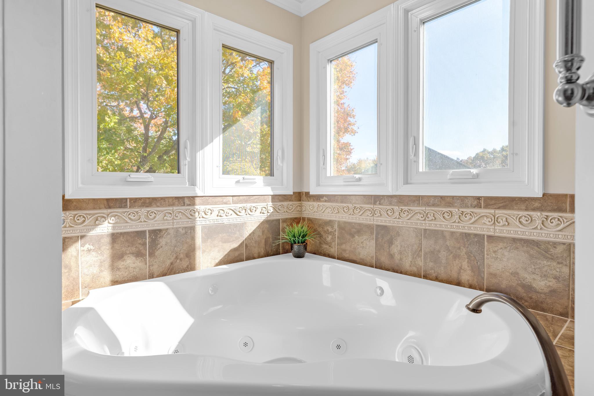 CROSSPOINTE - Residential