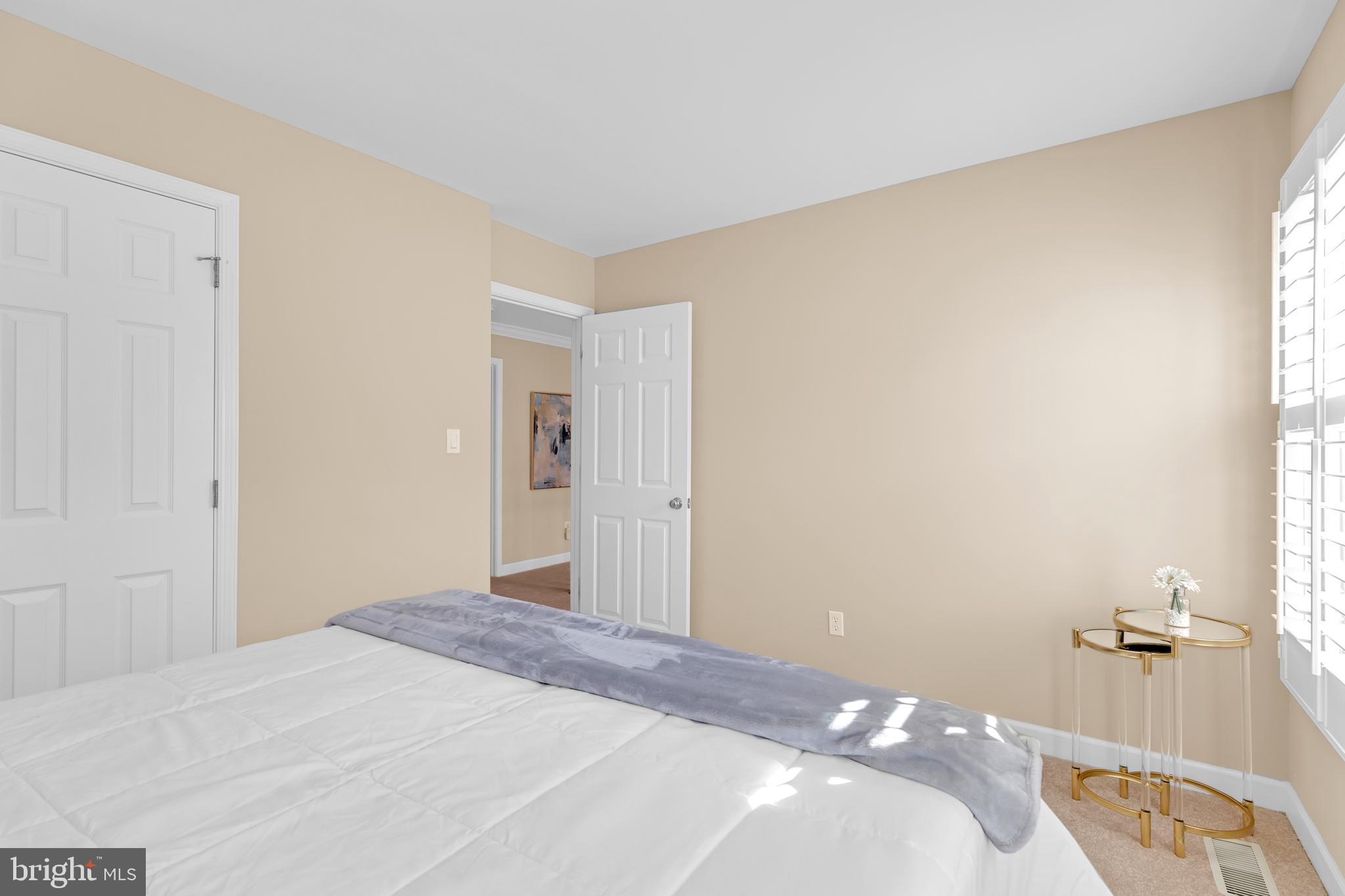 CROSSPOINTE - Residential