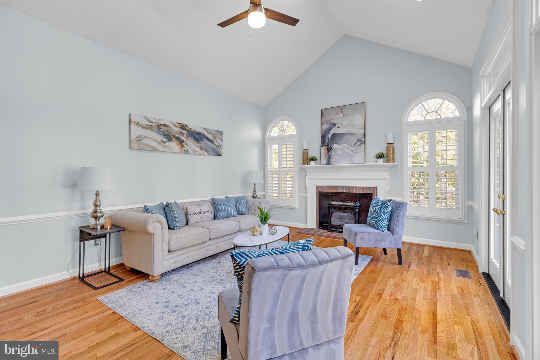 CROSSPOINTE - Residential